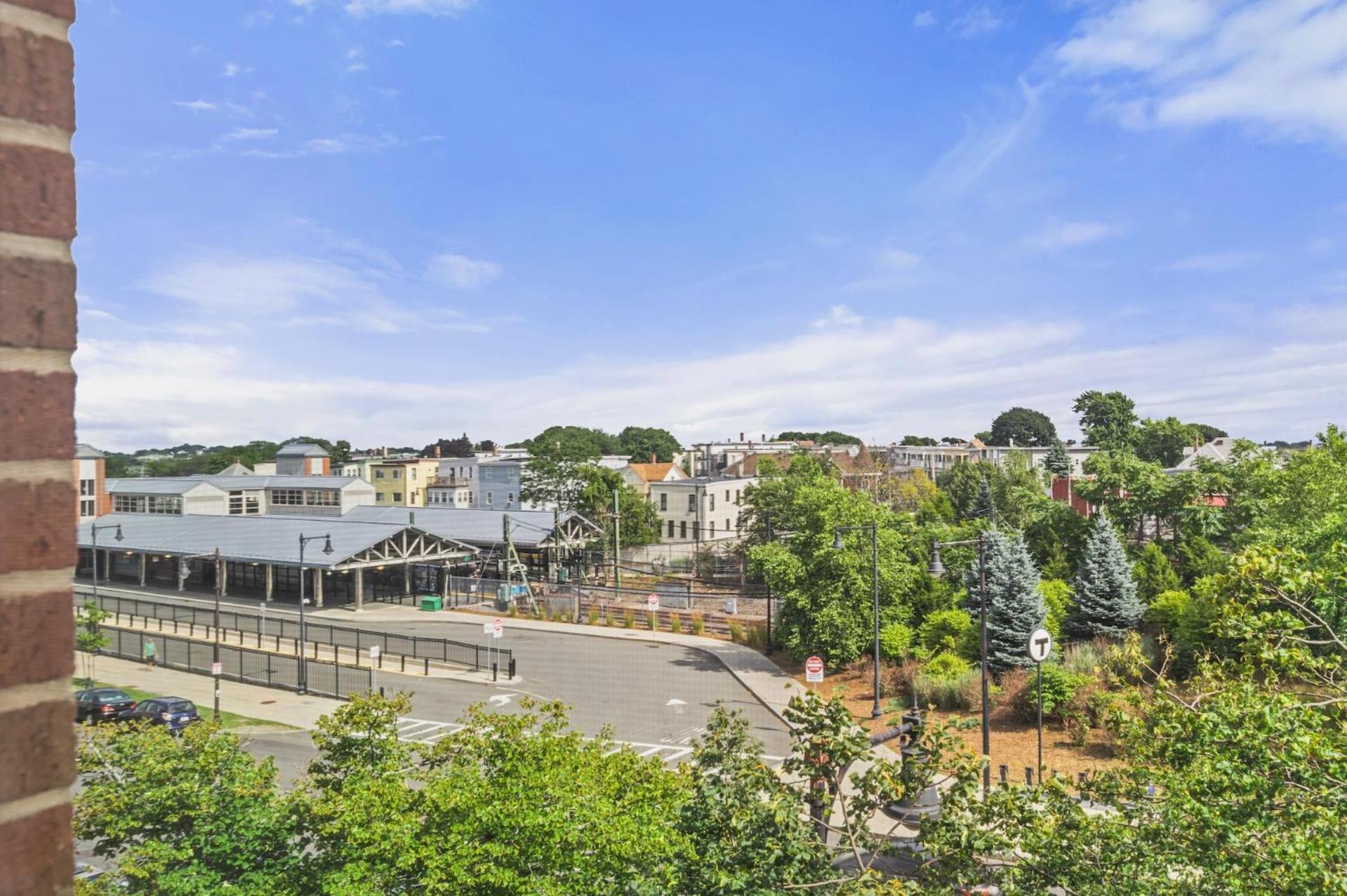 Furnished Near Logan Airport * Boston