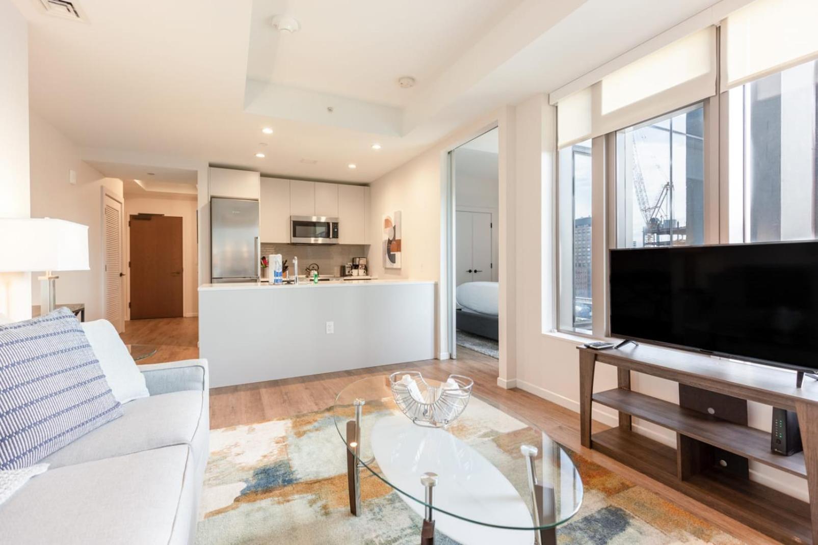 Luxury Seaport With Pool