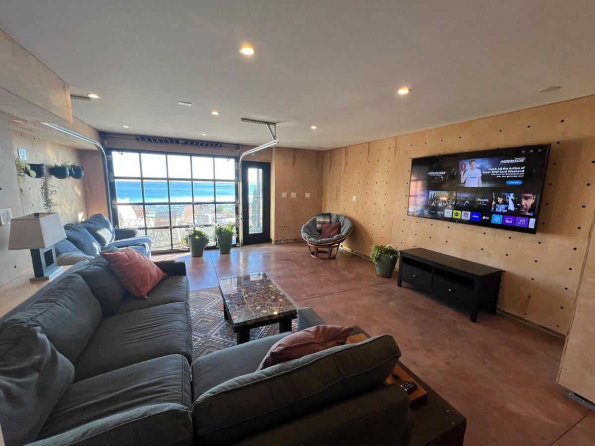 Waterfront Escape - Close To Airport & Downtown * Boston