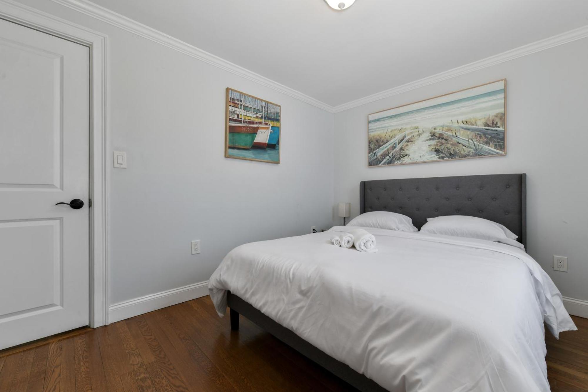 The Princeton Luxurious - New! - Near Downtown Boston, Airport Apartment