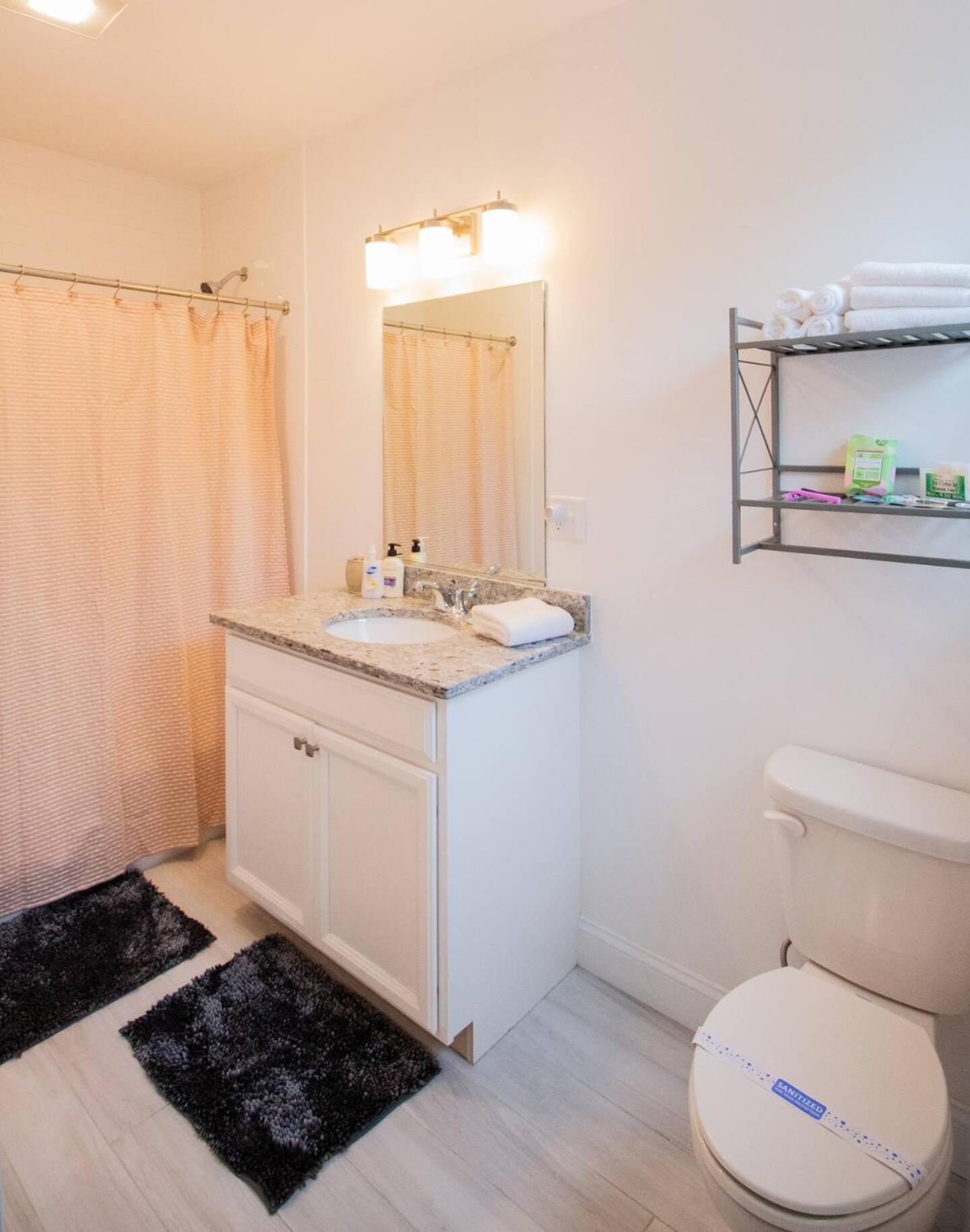 Appartement 2b 2ba W In-unit Laundry, Air