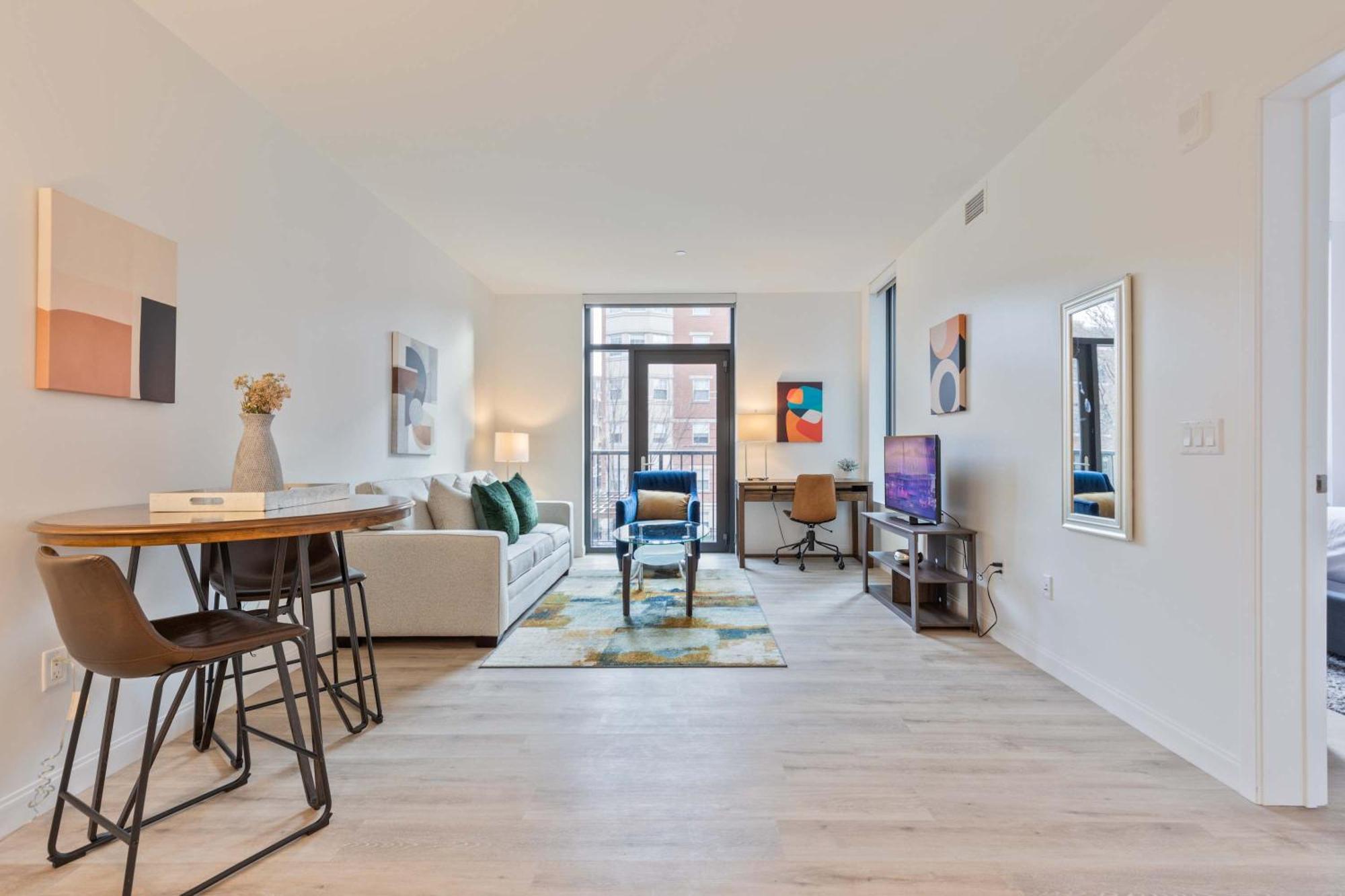 Pet Friendly Downtown Fenway