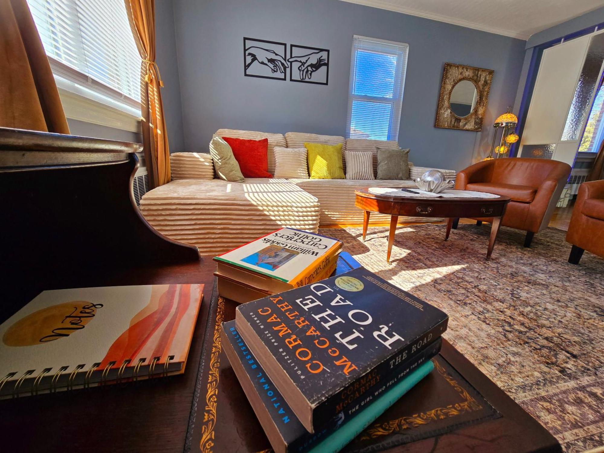 Charming - Perfect For Groups, Free Parking, 3 Beds Apartment Boston