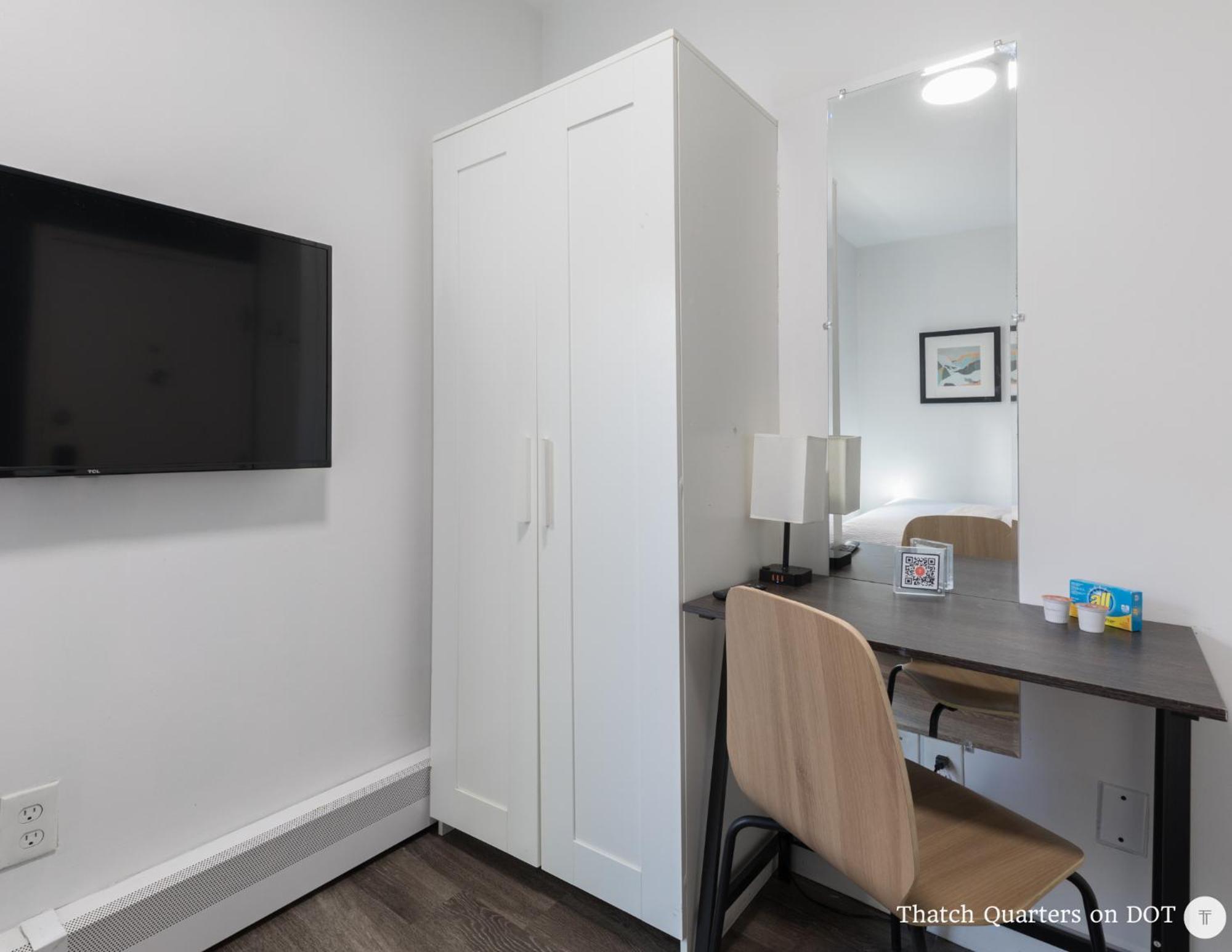 Quarters On Dot By Thatch Boston