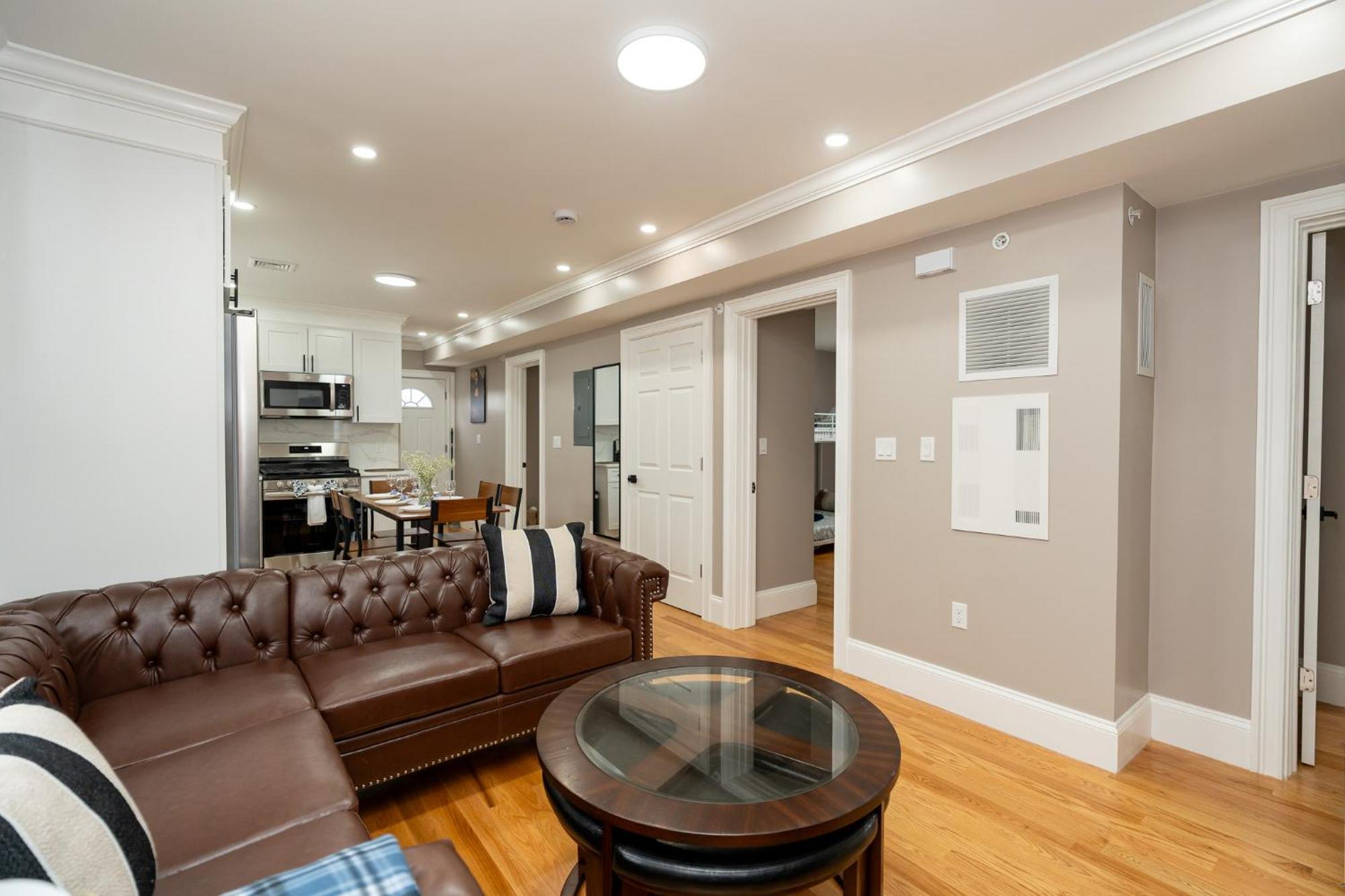 558-1 3br - Renovated Nest Near Aquarium Apartment Boston