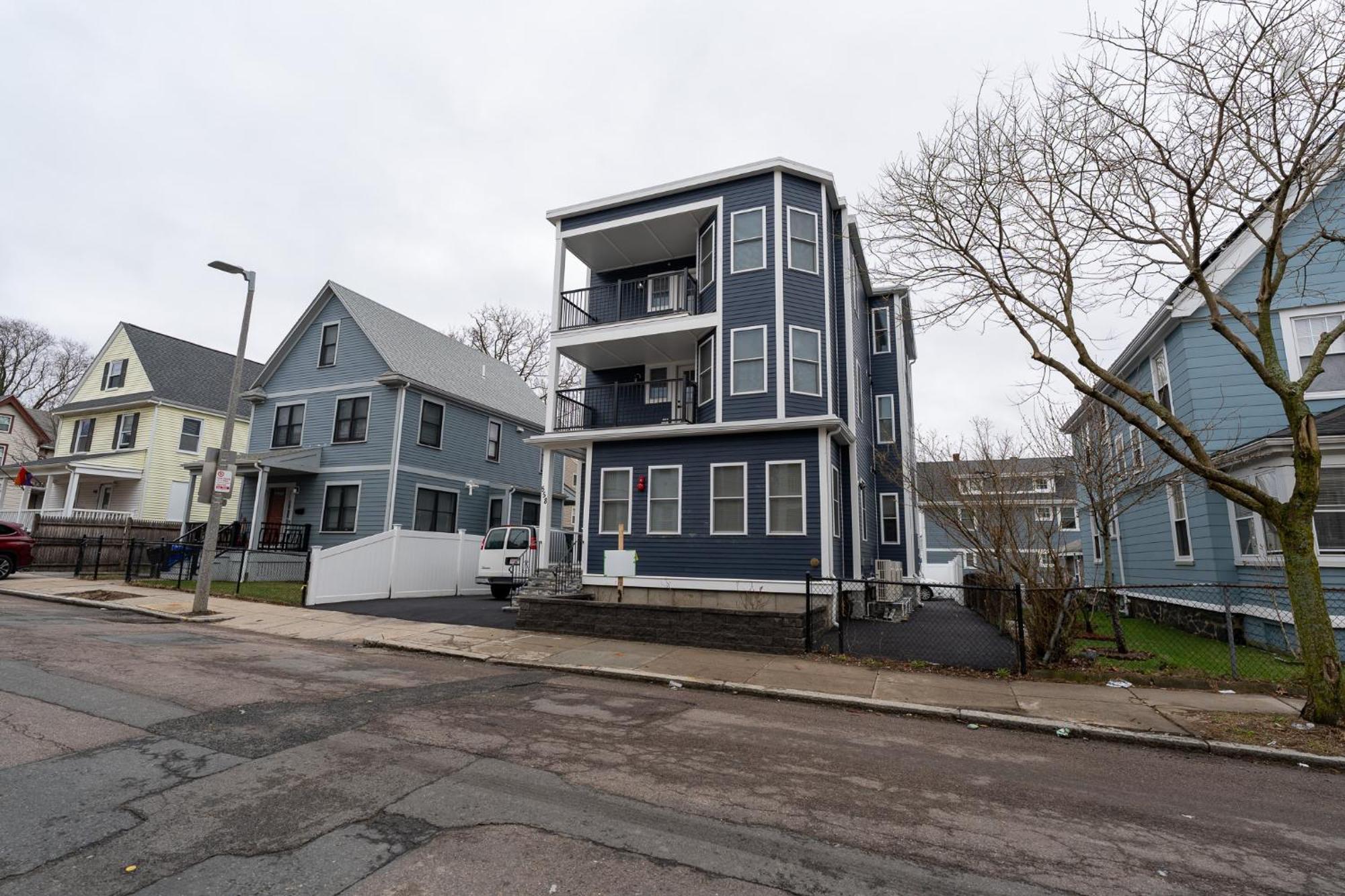 558-1 3br - Renovated Nest Near Aquarium Boston