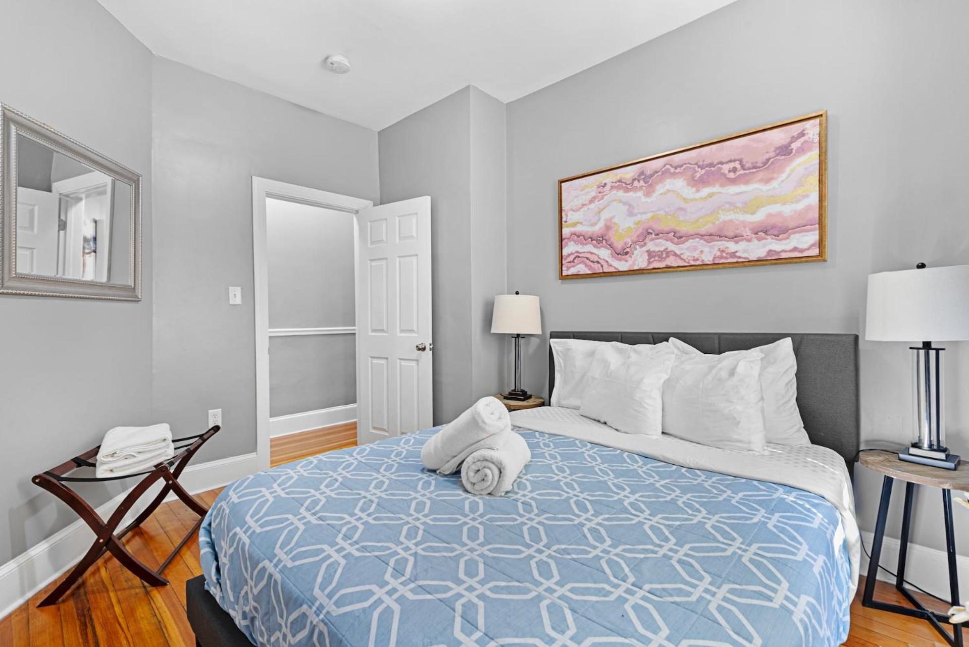 Spacious Near Ashmont Apartment Boston