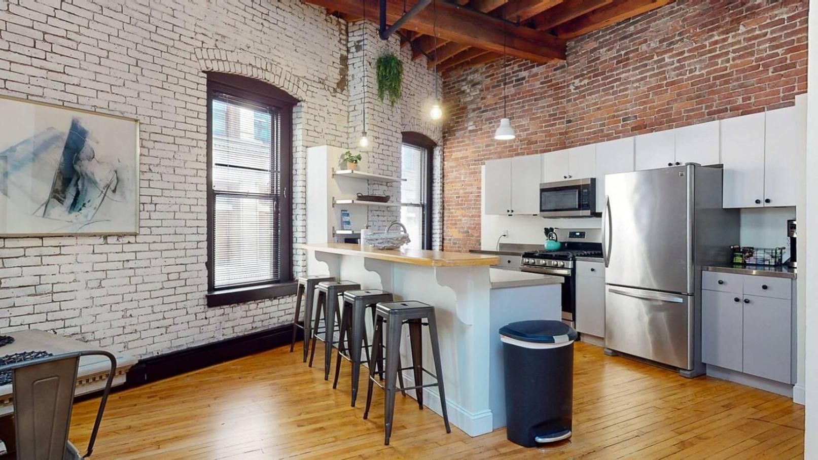 Apartment Destiny Lofts' Copley *