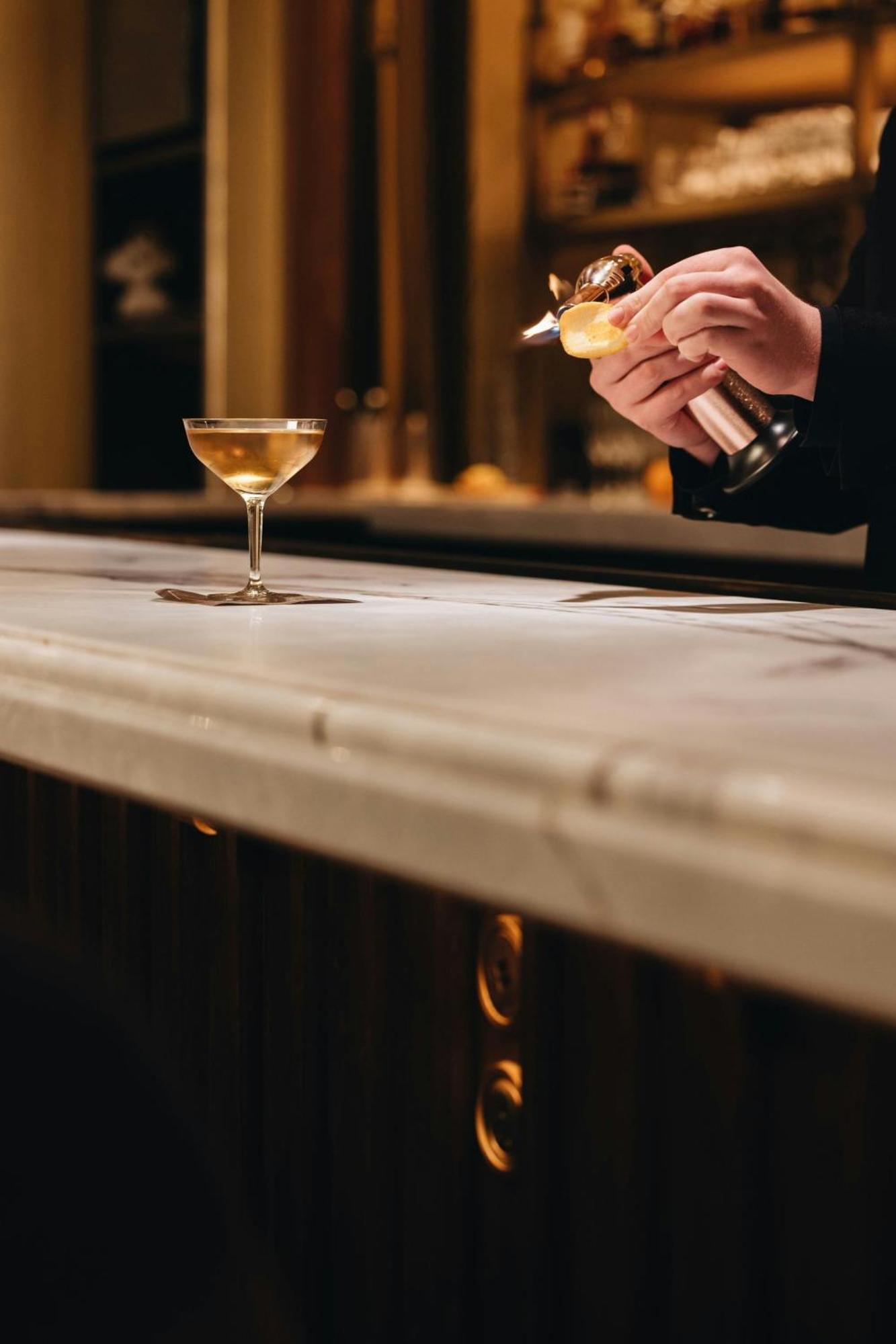 Hotel The Ritz-carlton, 5*