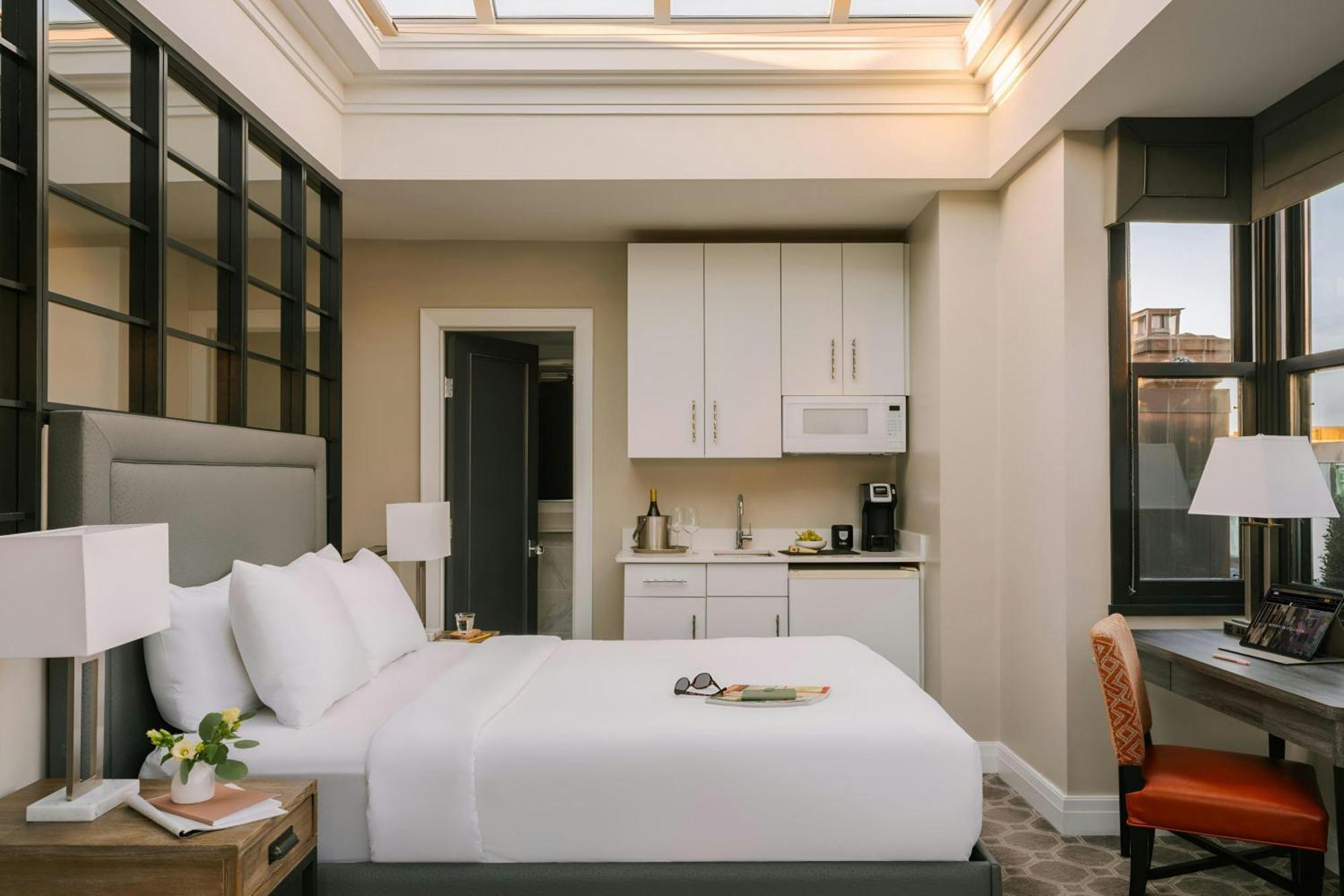 No. 284 Back Bay Hotel, Sonder By Marriott Bonvoy Boston