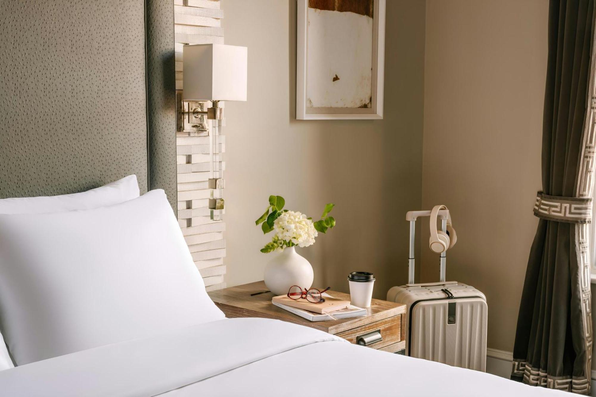 No. 284 Back Bay Hotel, Sonder By Marriott Bonvoy Boston