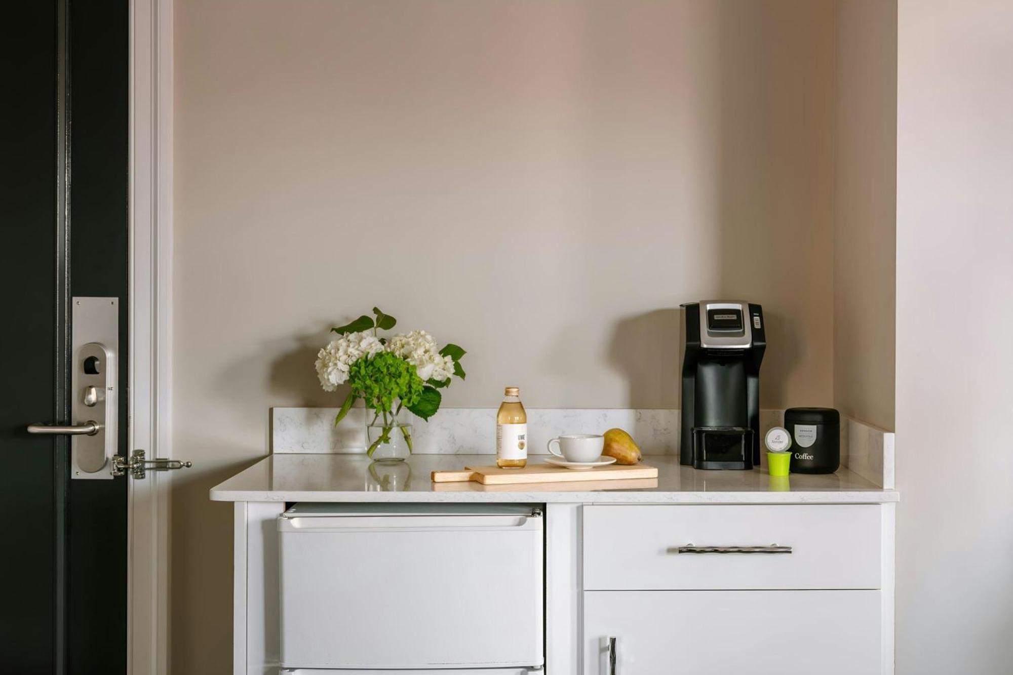 No. 284 Back Bay Hotel, Sonder By Marriott Bonvoy Hotel 4*