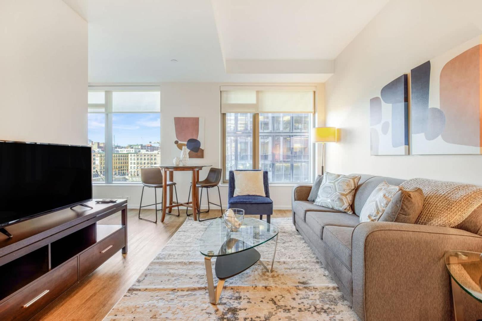 Spacious Full Kitchen In Seaport - Alx-603