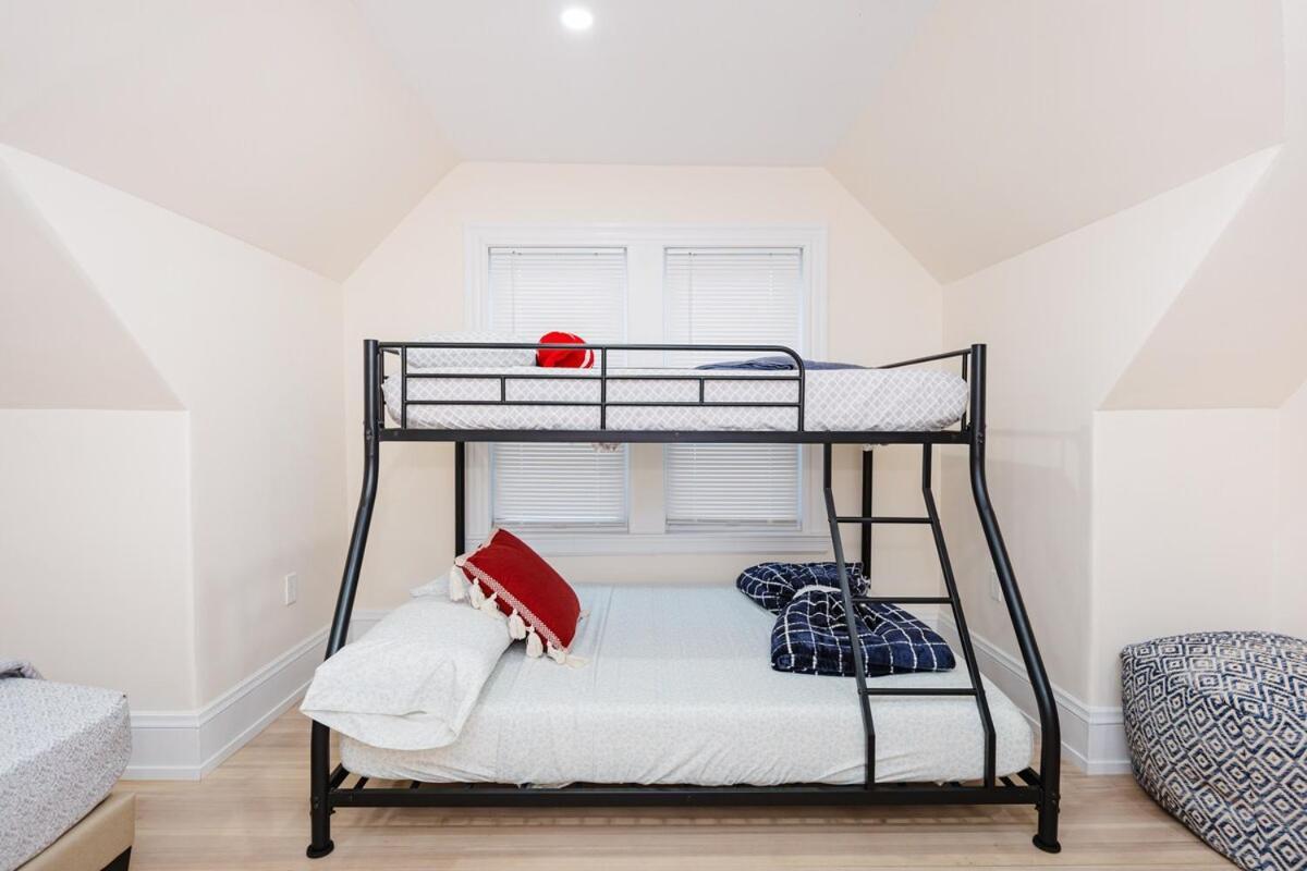 76-2 New 5br Townhouse Near Ashmont Station Apartment