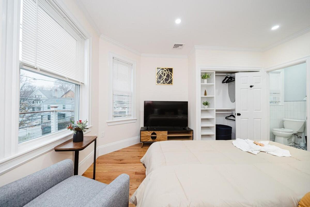 76-2 New 5br Townhouse Near Ashmont Station * Boston