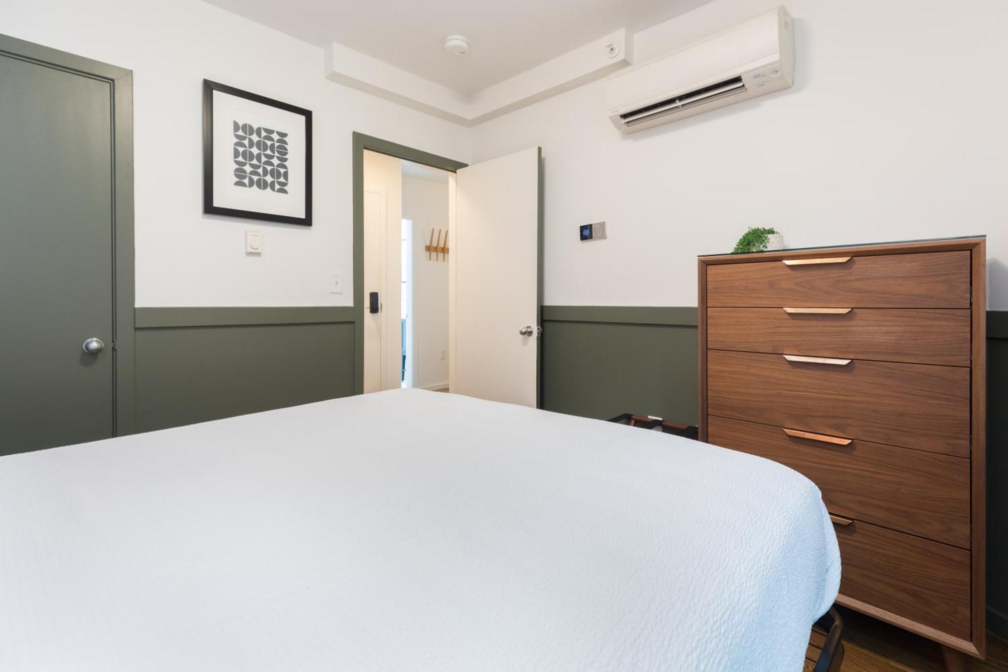 304 Newbury Street By Thatch Aparthotel 4*