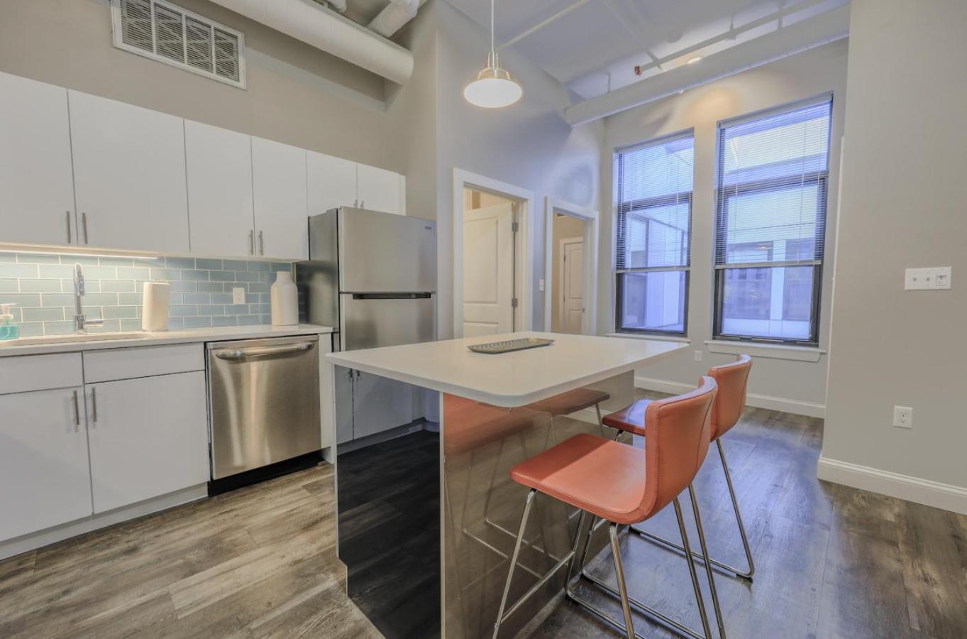 Apartment Washer Dryer In-unit Close To Mgh And Beacon Hill *