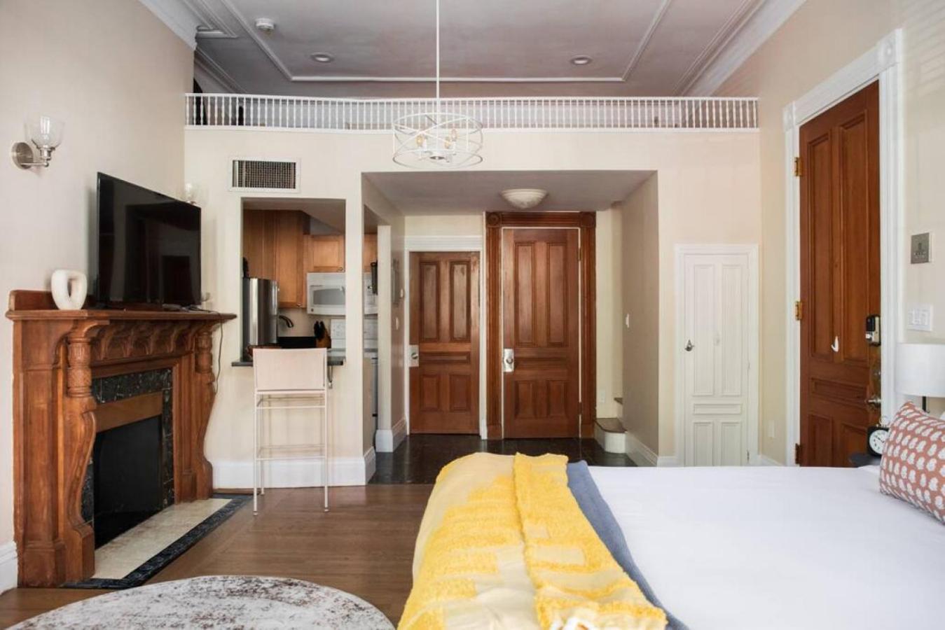 Apartment Bright Back Bay