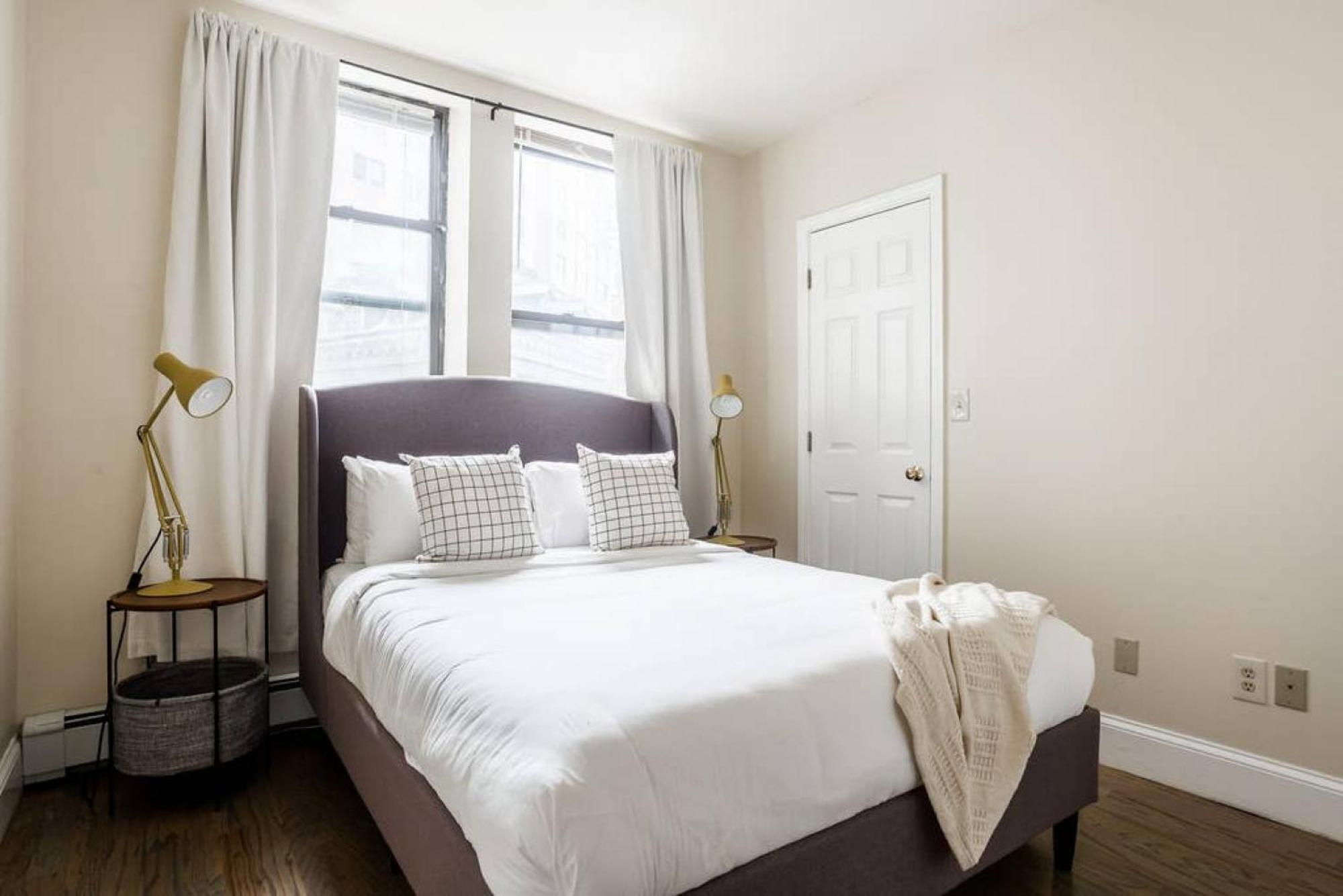 Beautiful 2 Bedroom Financial District Boston