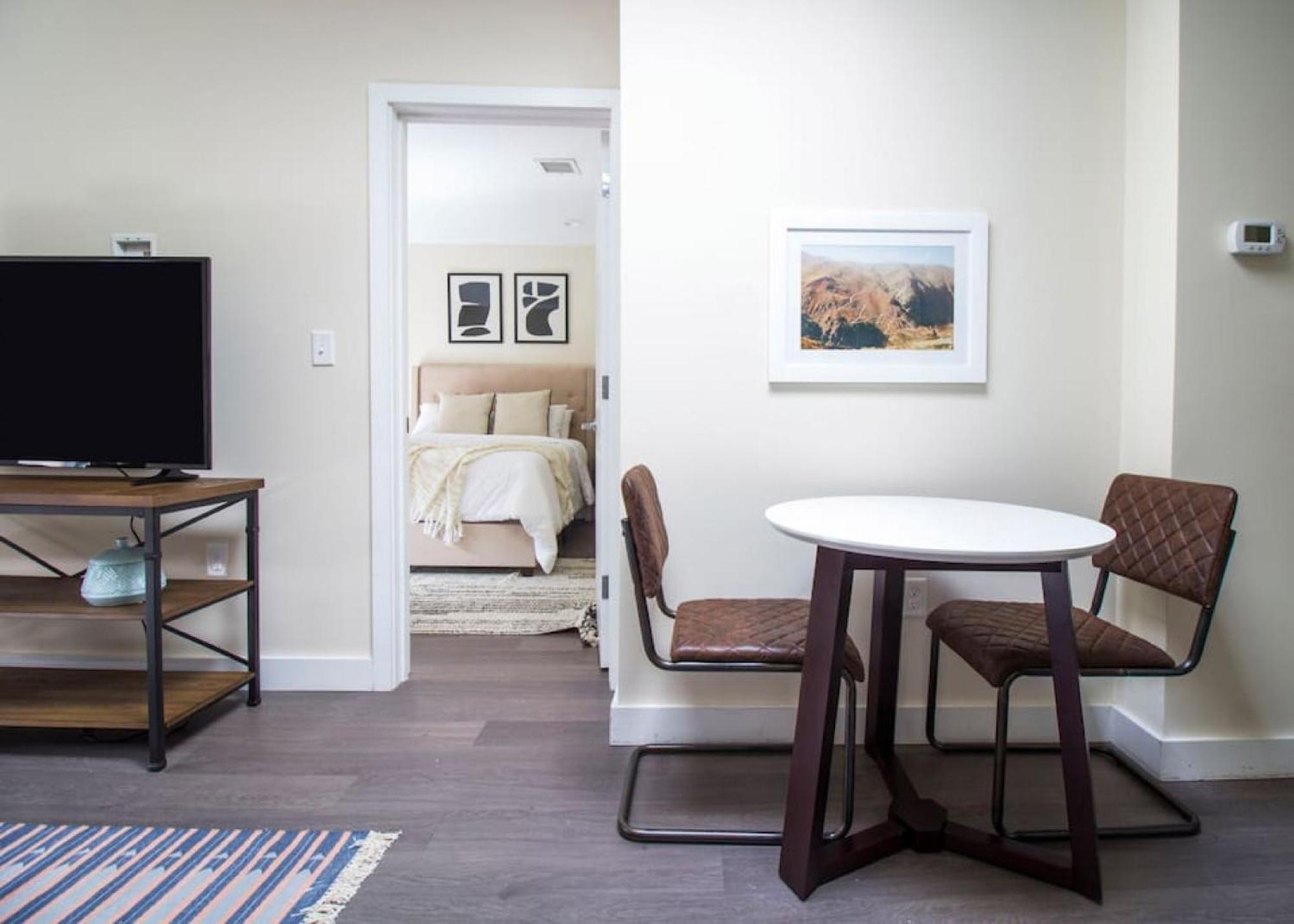 Downtown Nurses Welcome * Boston