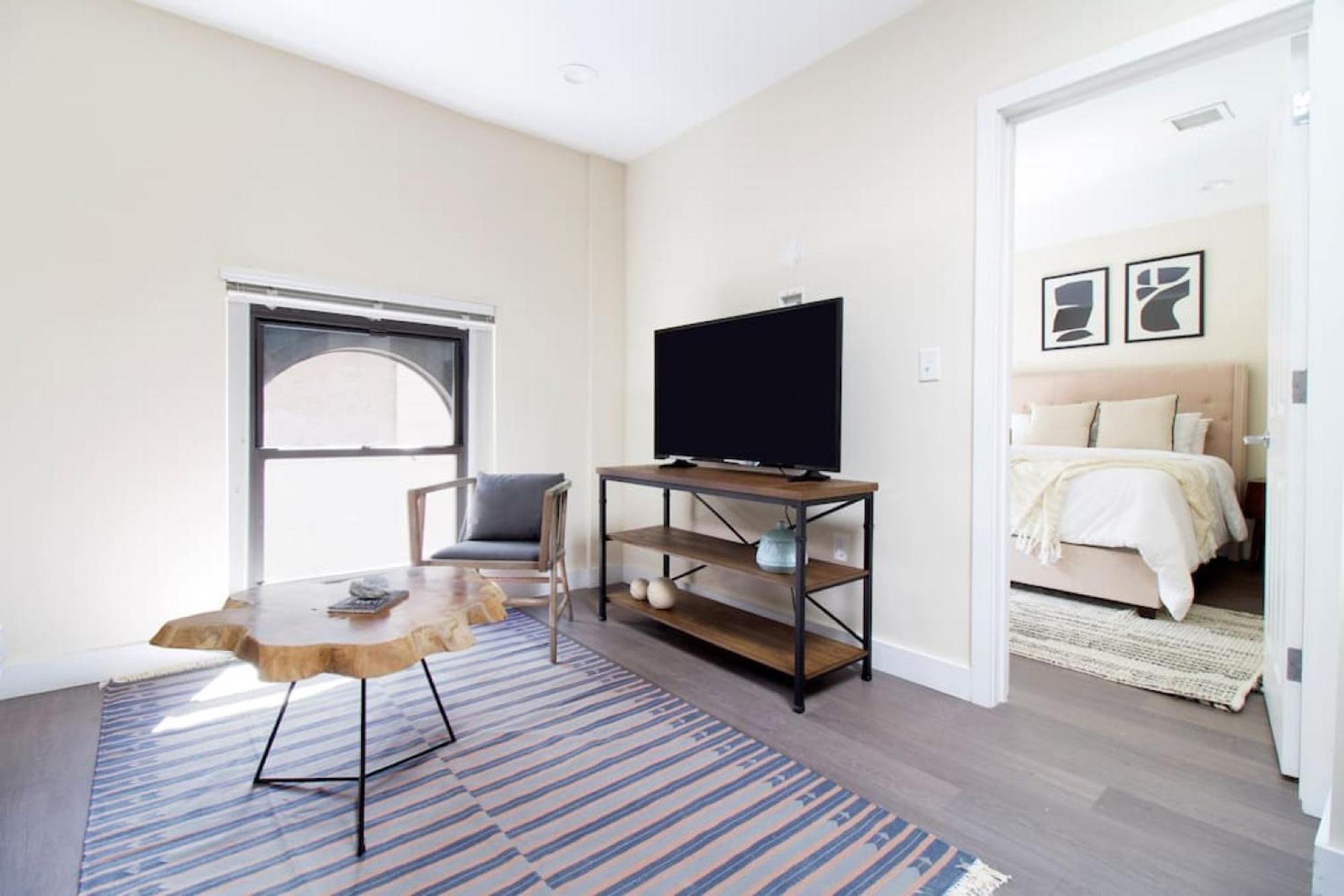 Apartment Downtown Nurses Welcome