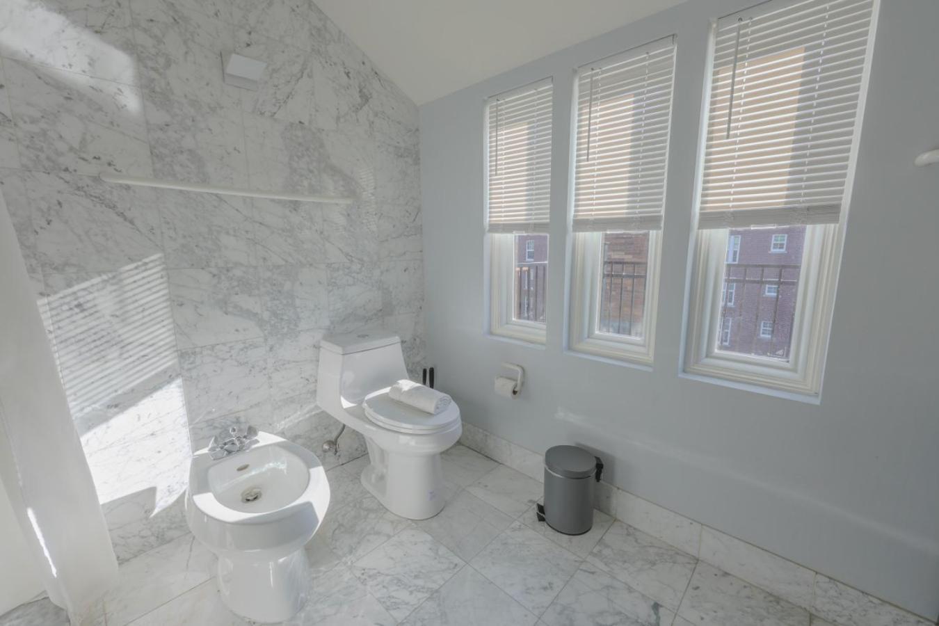 Apartment Luxurious Fenway 2br Penthouse With Roof Decks