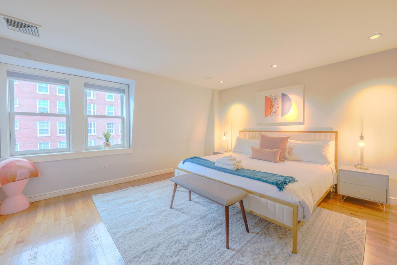 Luxurious Fenway 2br Penthouse With Roof Decks Apartment Boston