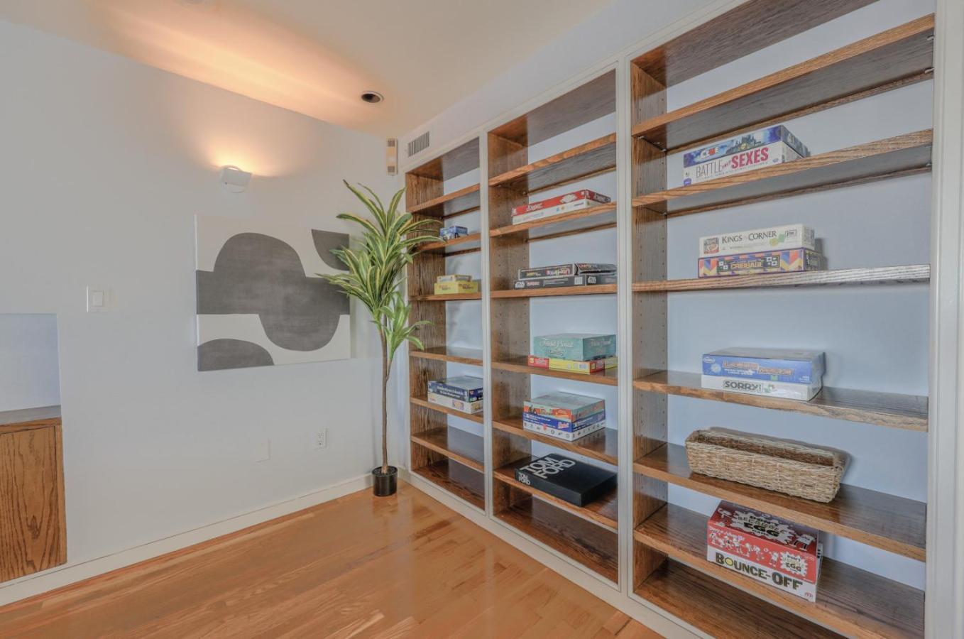 Luxurious Fenway 2br Penthouse With Roof Decks Boston