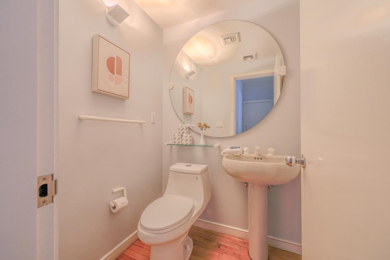 Luxurious Fenway 2br Penthouse With Roof Decks * Boston