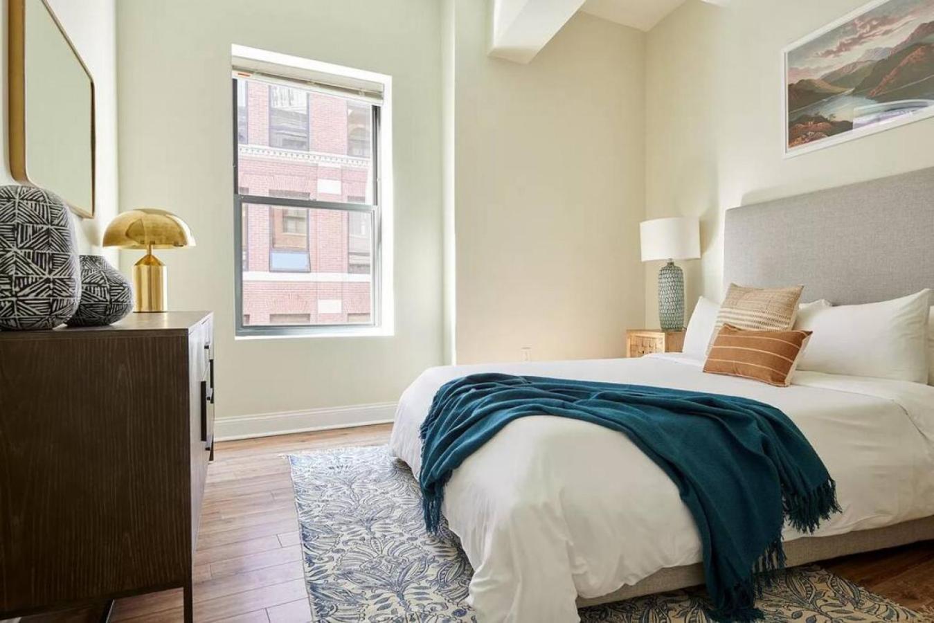 Lavish Fidi 2br 2ba Close To Everything Apartment *