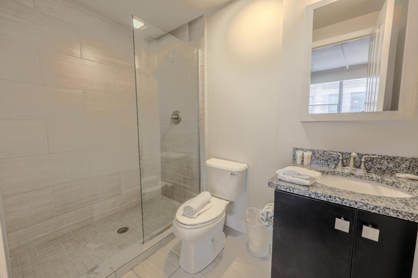 Apartment Gorgeous 2br In Financial District