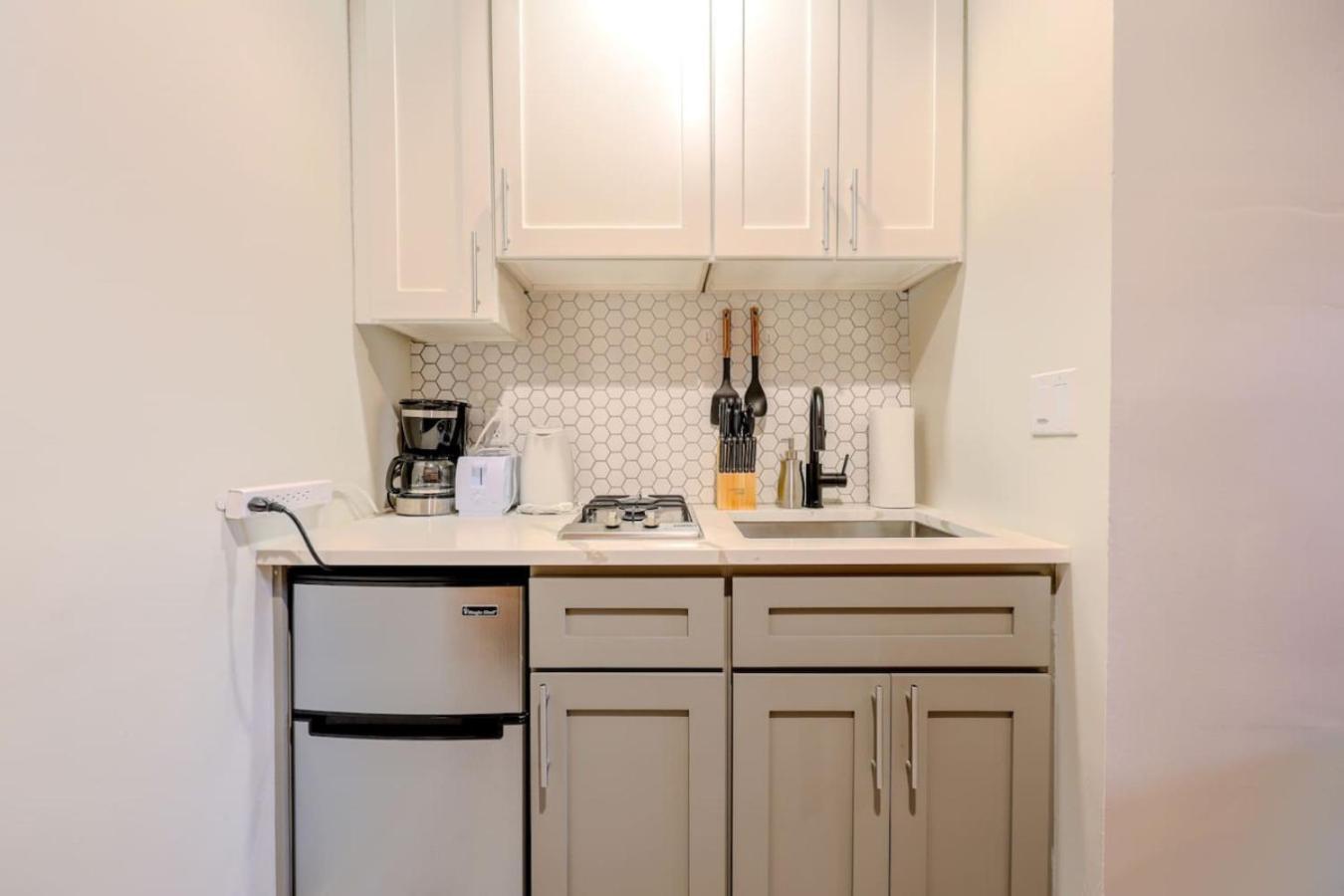 Peaceful South End Apartment *