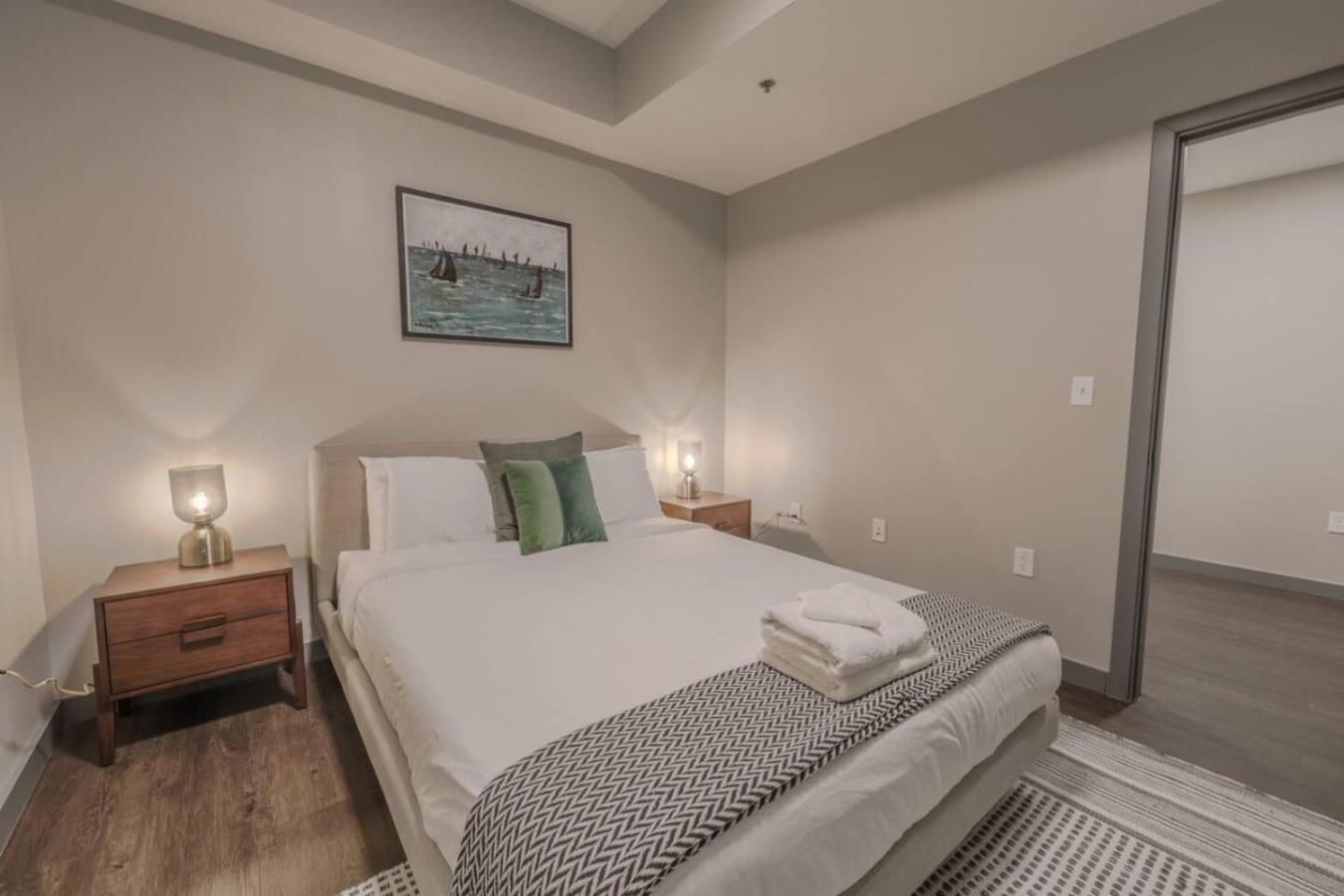 Apartment Downton Luxurious 2 Bed *