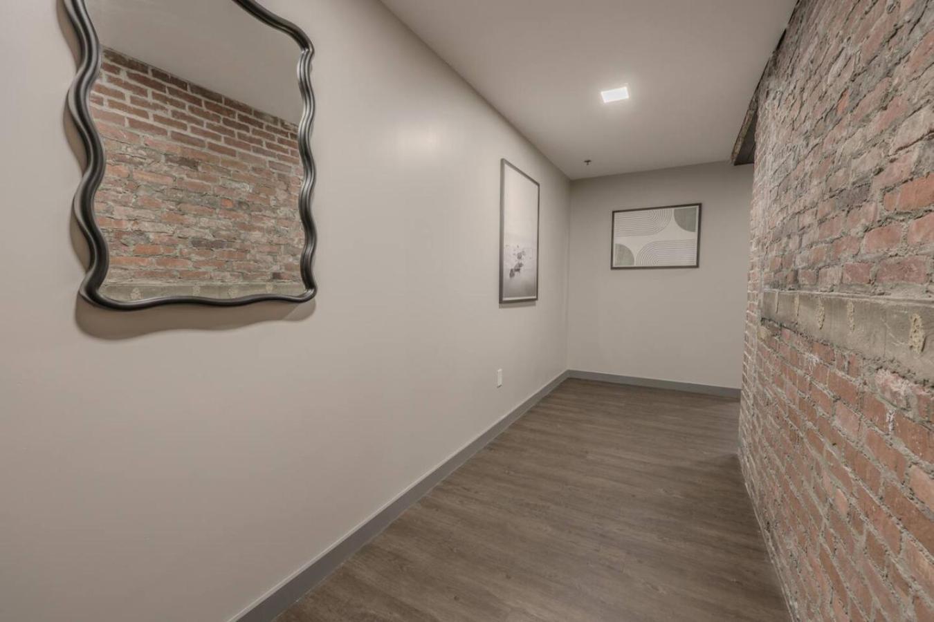 Downton Luxurious 2 Bed * Boston