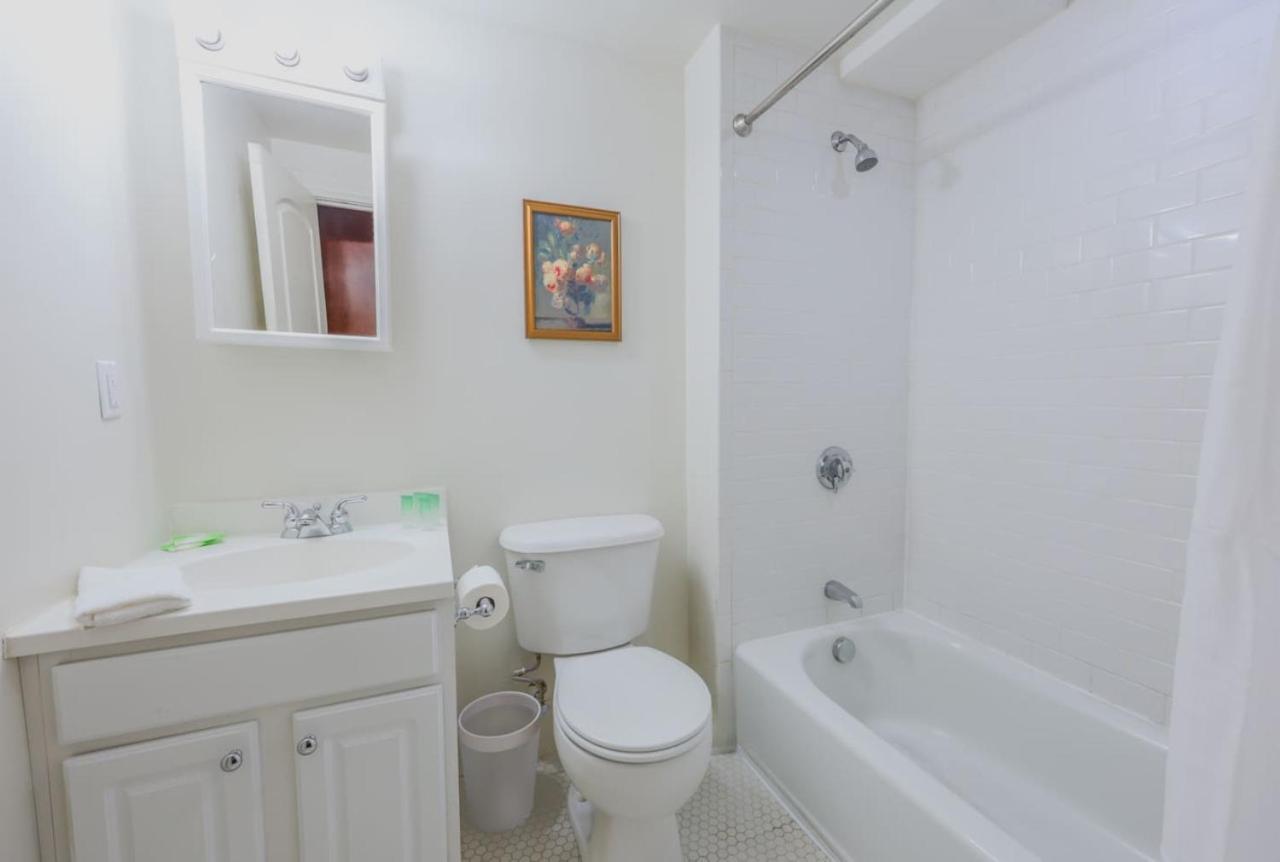 Simple 2 Bed 2 Bath Close To Fenway Appartement Boston