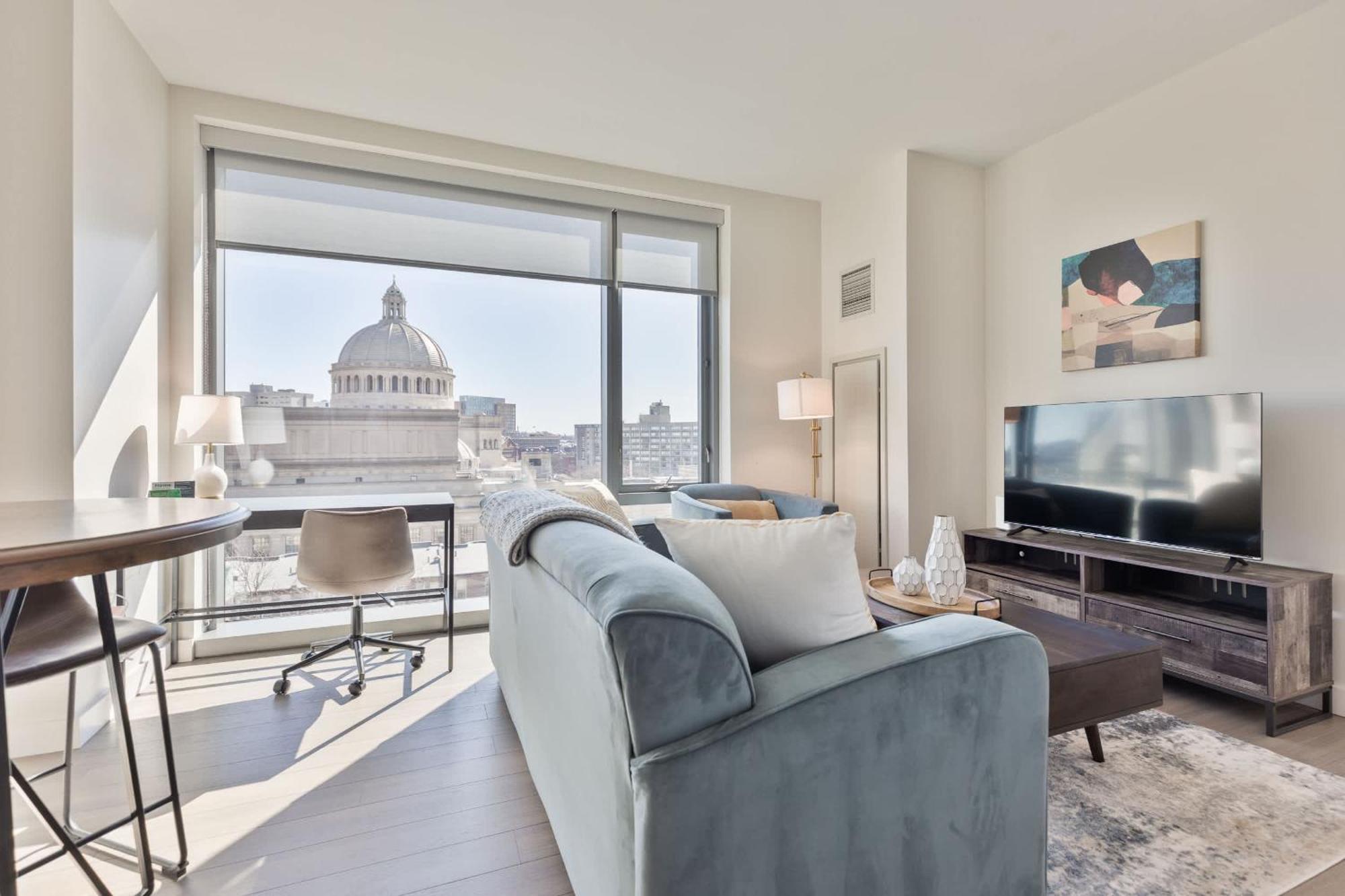 Luxury Near Prudential Center - 30-804 * Boston