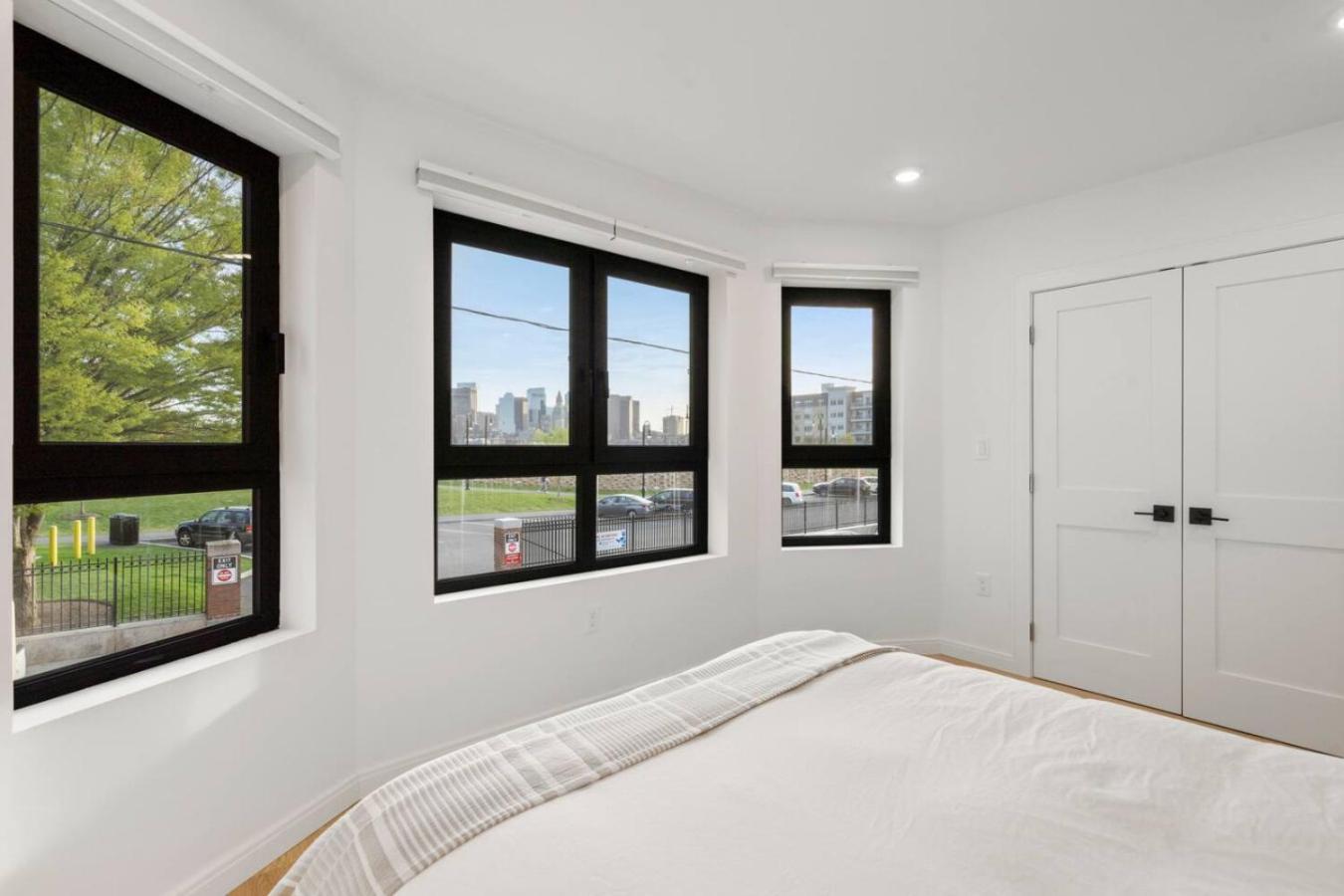 Modern Coastal Waterfront And Airport Apartment