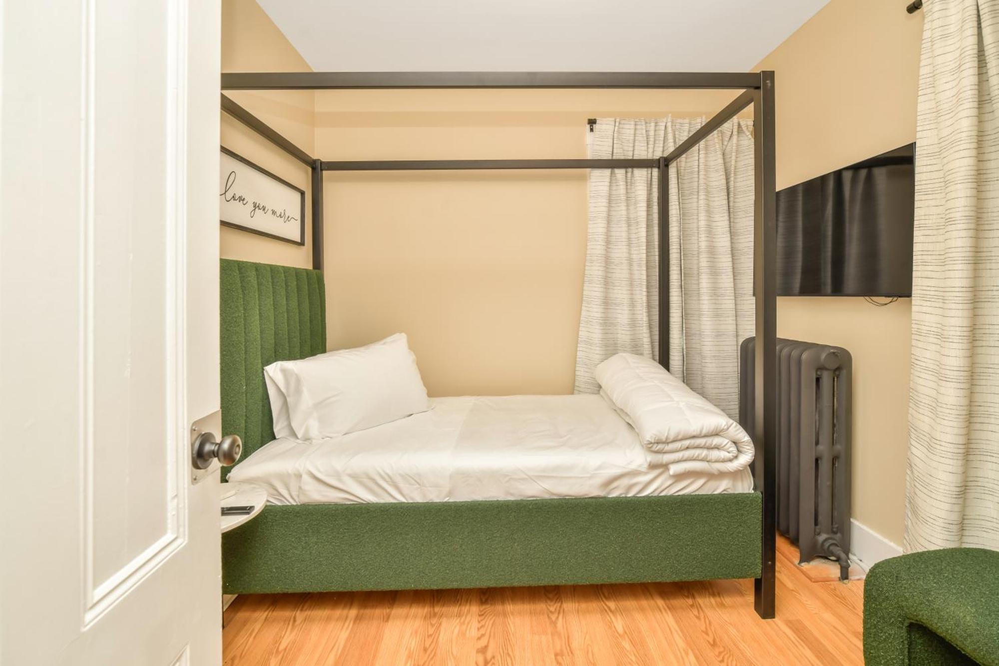 Modern Comfort Apartment *