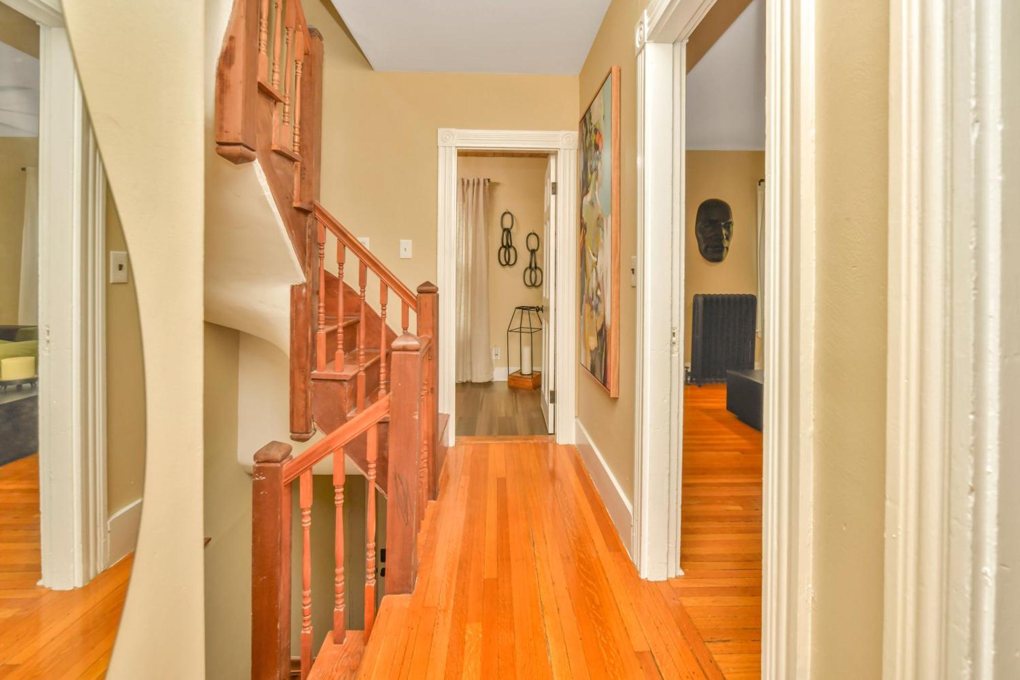 Modern Comfort Apartment *