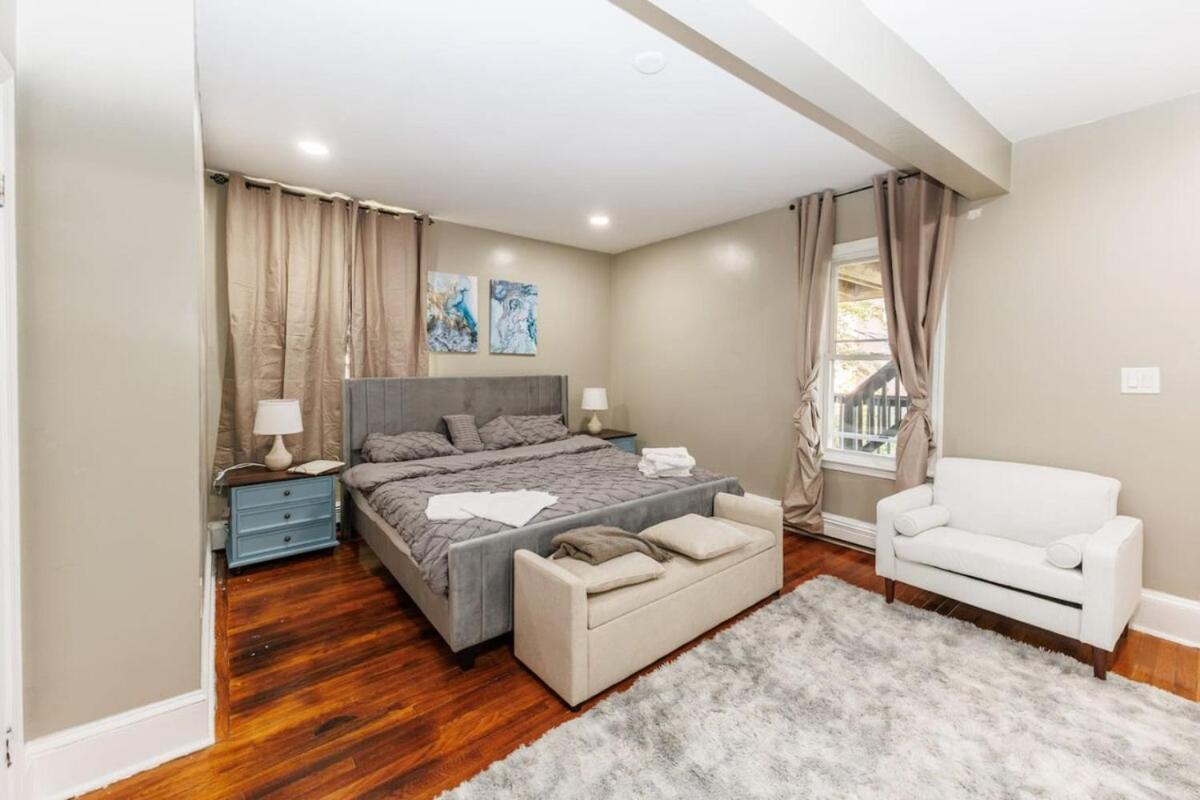 Appartement In-unit Laundry Your Family And Friends Space