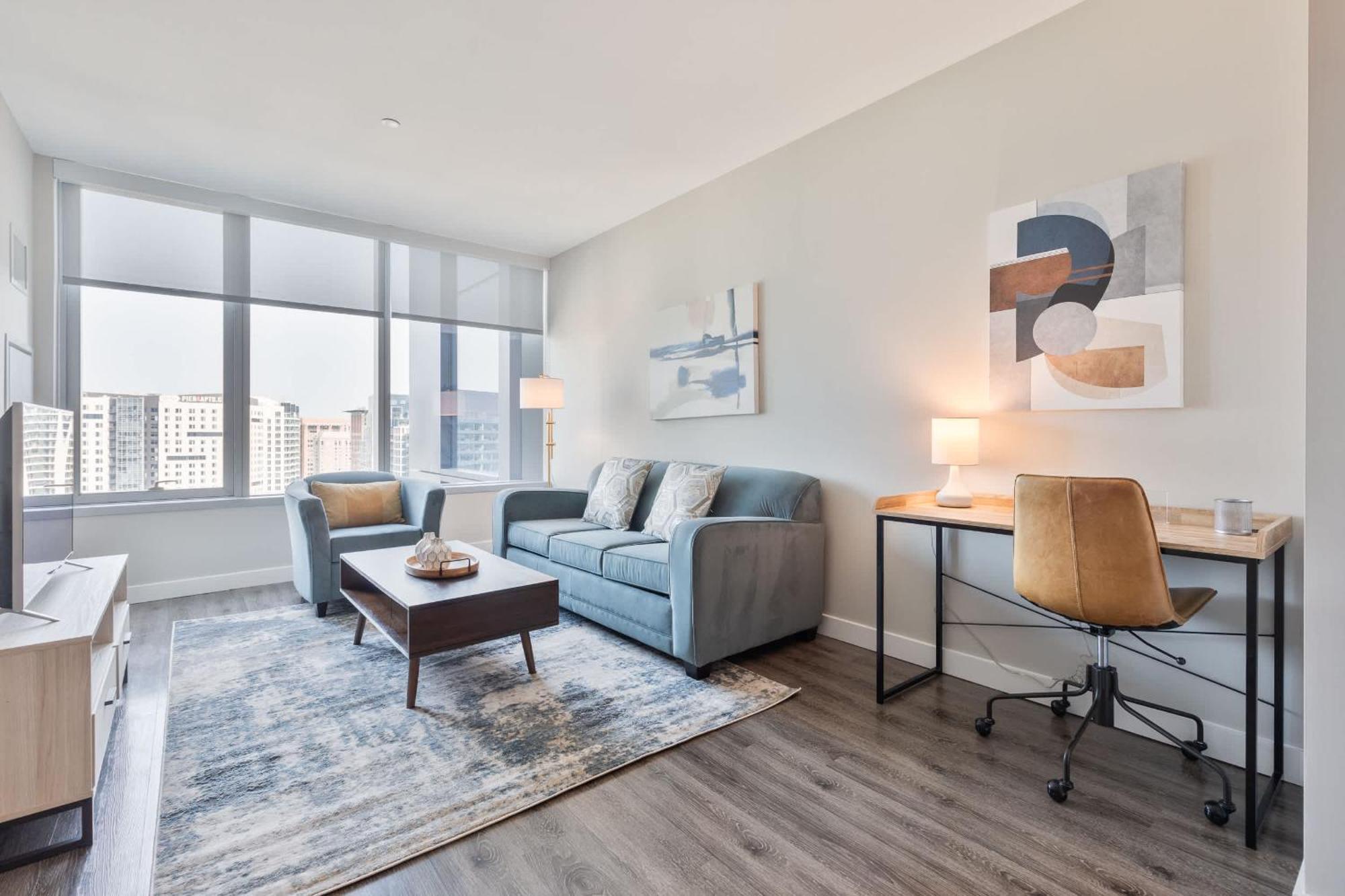 Luxury In Heart Of Seaport Apartment *