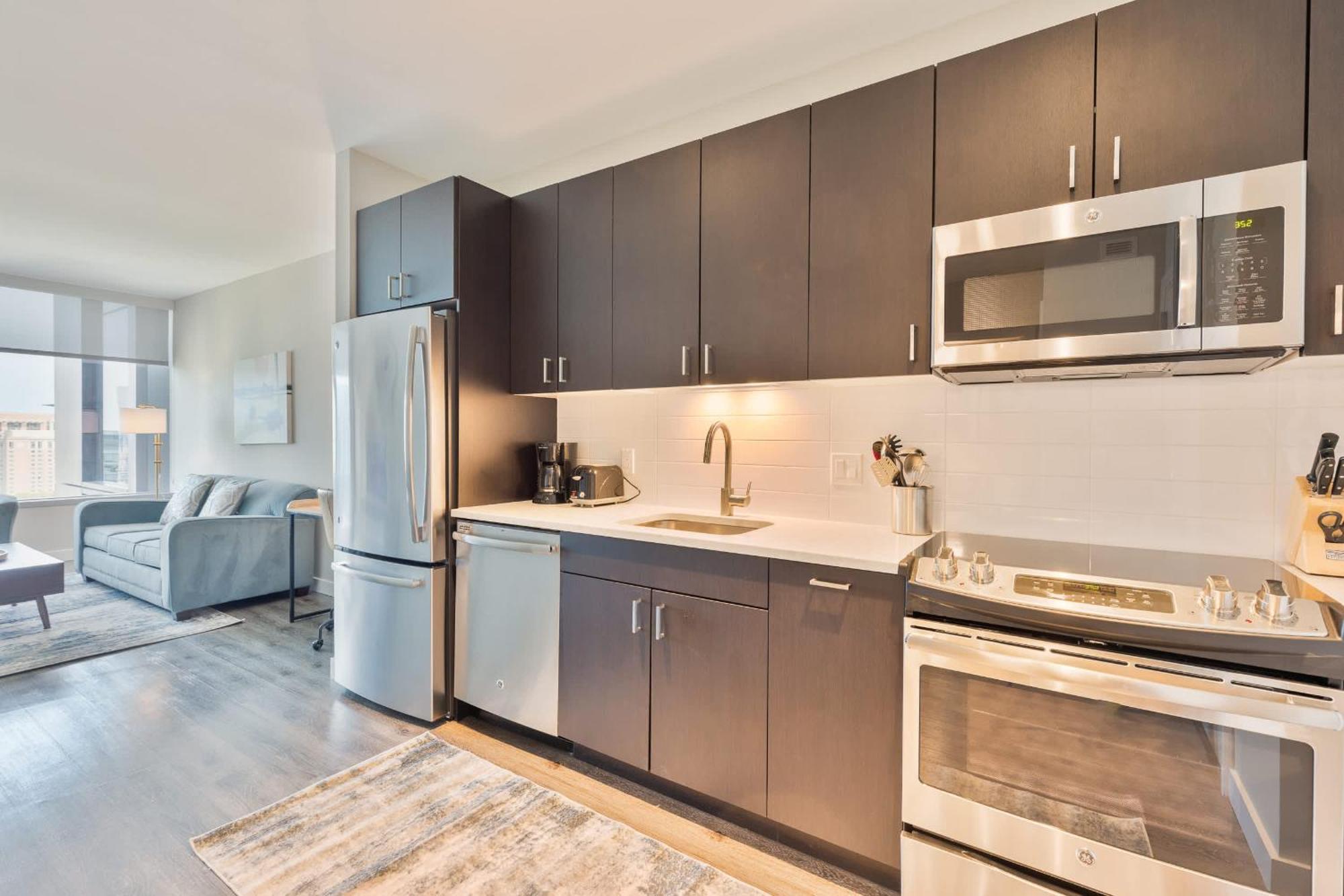 Luxury In Heart Of Seaport Apartment Boston