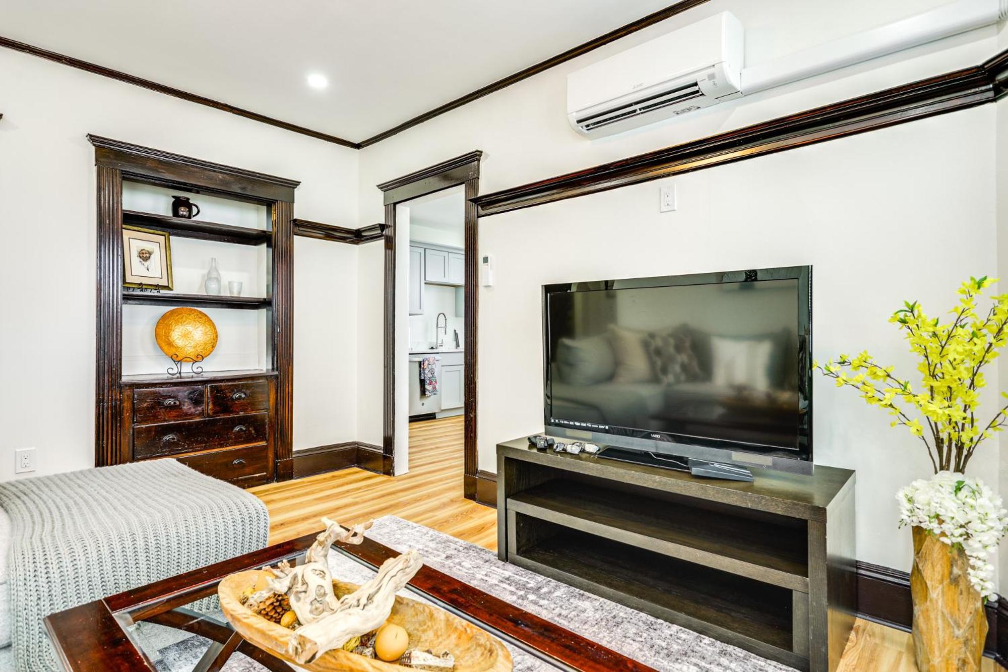 4 Mi To Fenway Park Pet-friendly Dorchester Apt! Apartment Boston