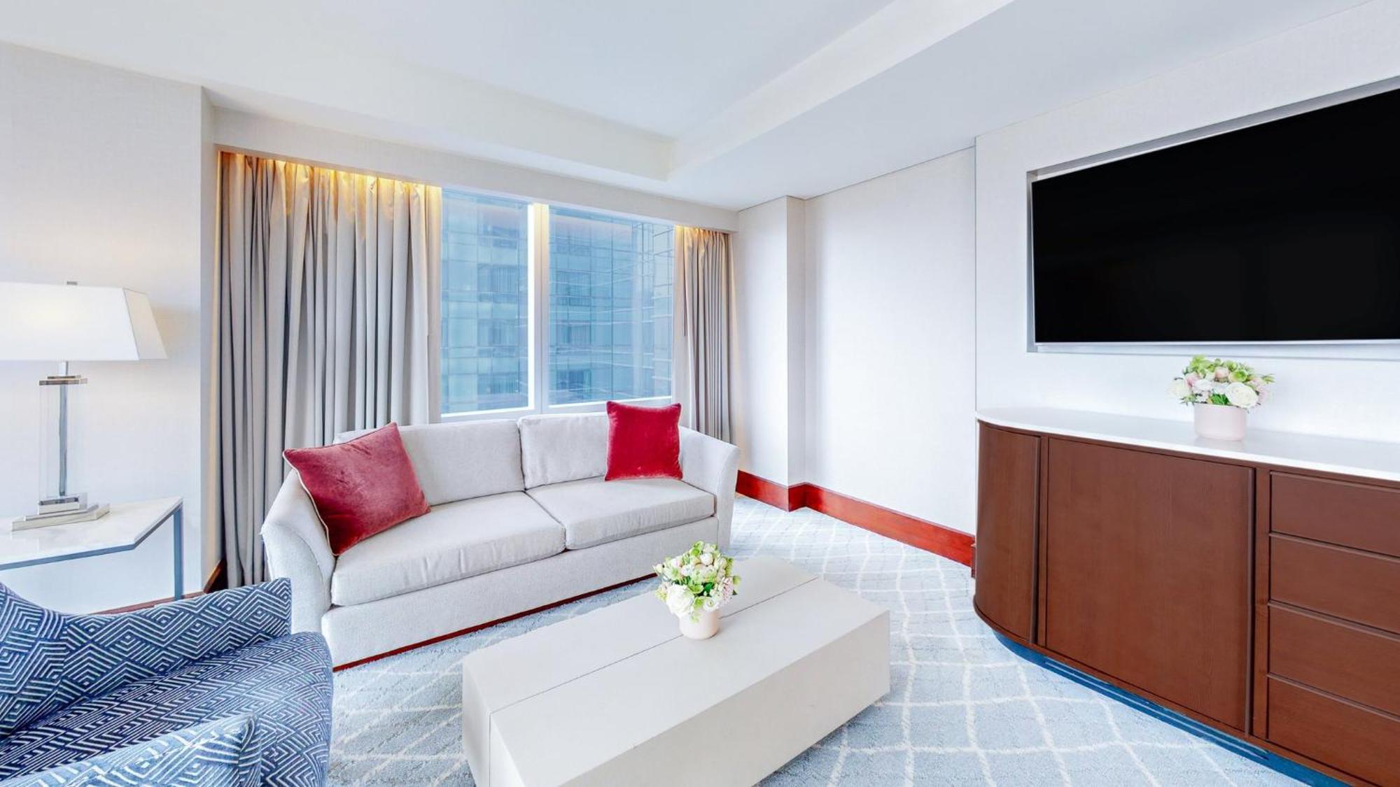 Intercontinental By Ihg Hotel Boston