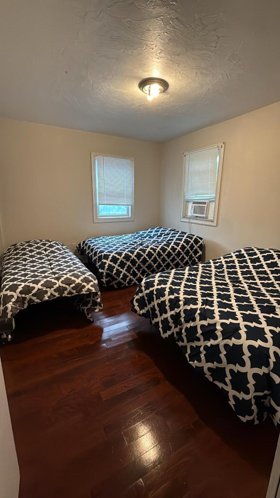 Guest house Esjacpe 2 Boston