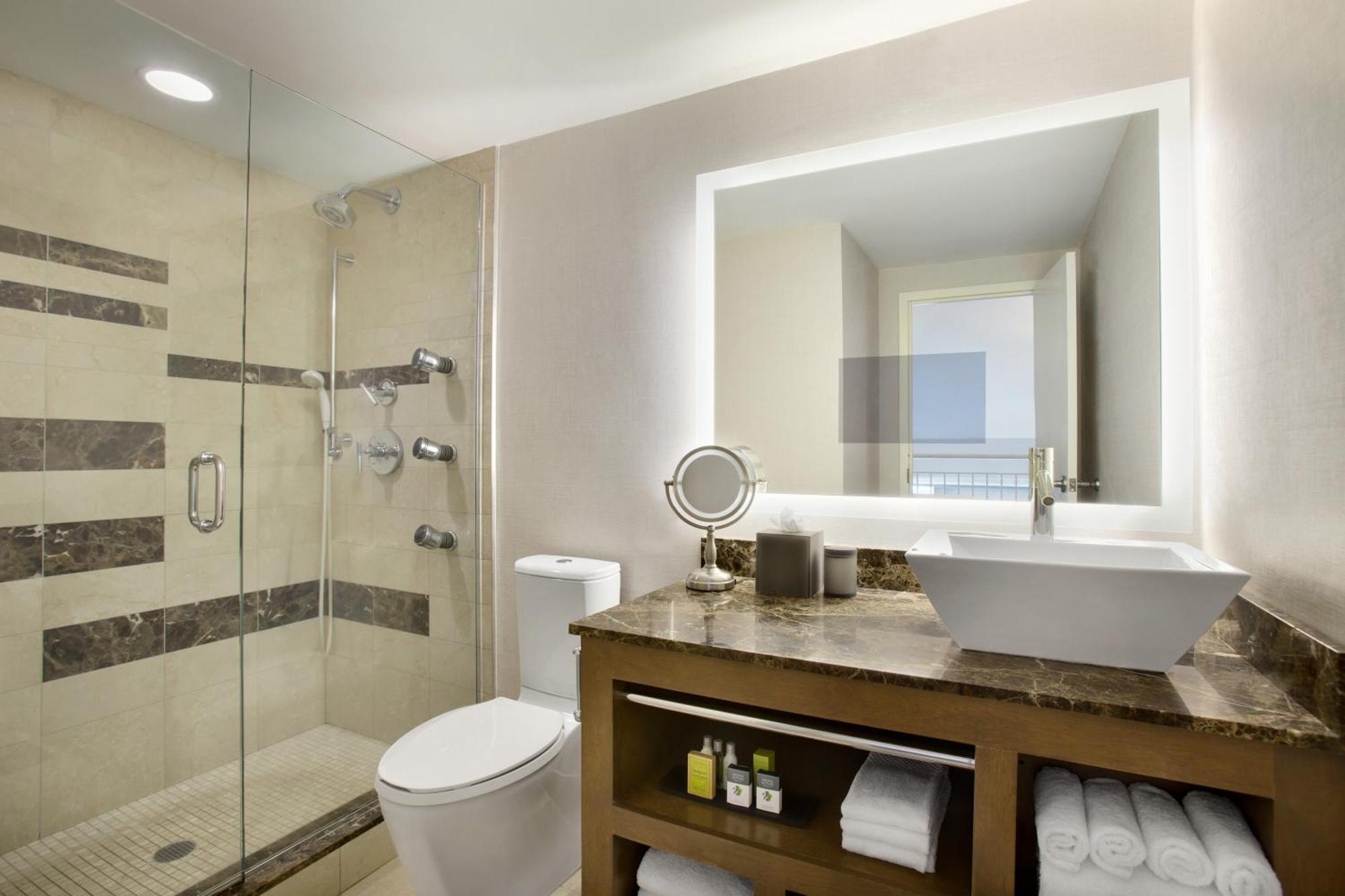 Doubletree By Hilton - Cambridge Hotel