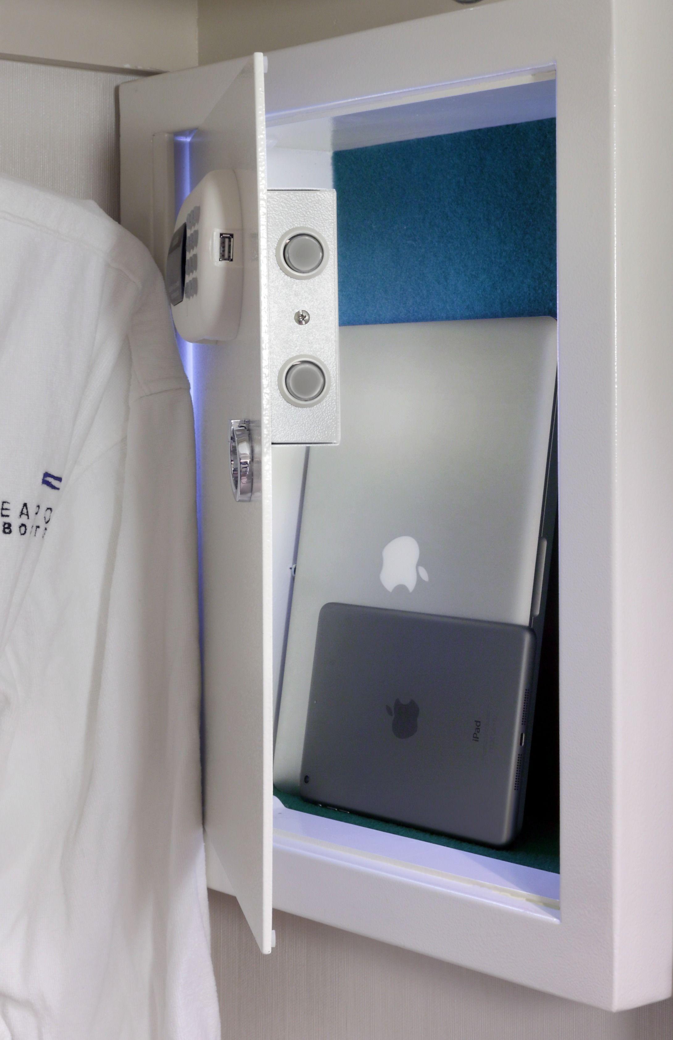 Seaport Hotel 4*