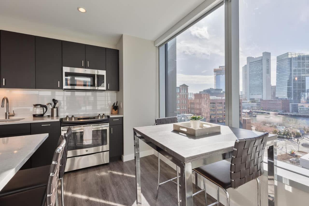 Luxury With Harbor Views