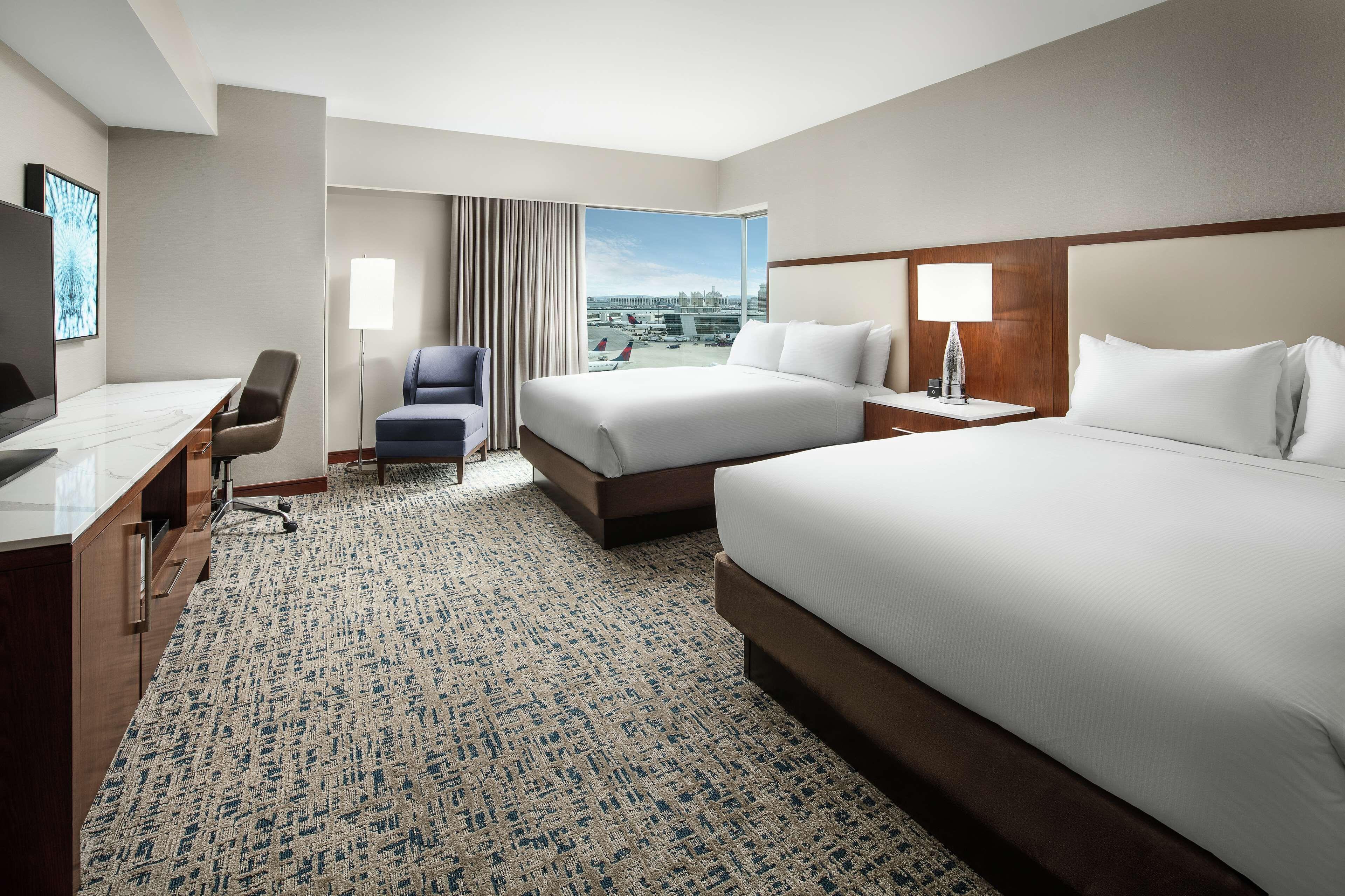 Hilton Logan Airport Hotel Boston
