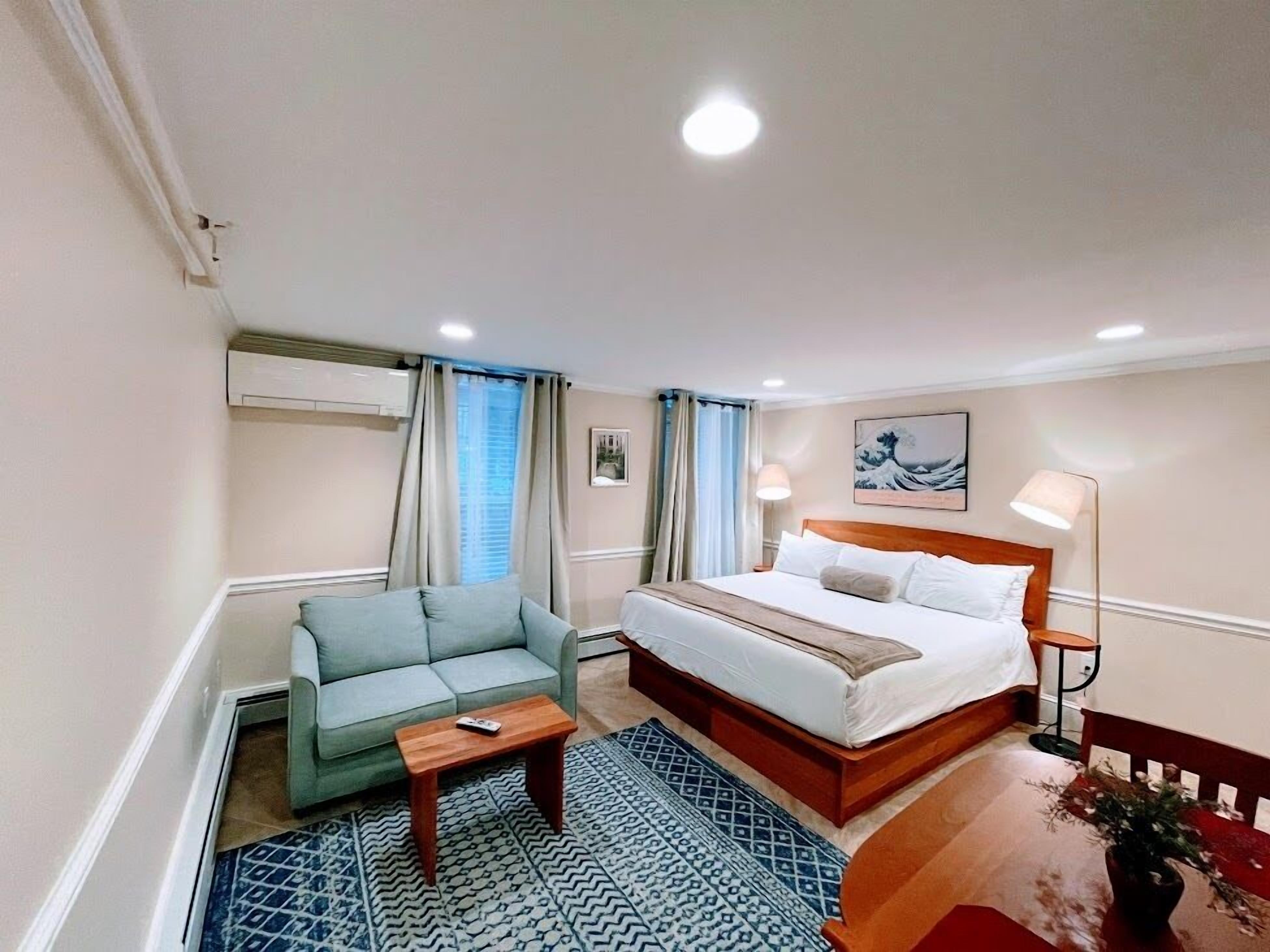 Inn Copley House 2*